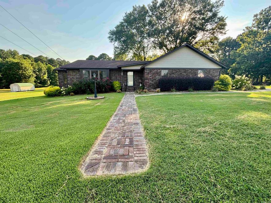 Beautiful home with golf course view.  This home is 2 br/2 Ba, but can be made into a 3 Br.  The living room is large enough to host all the family gatherings. There is a great sunroom area, breakfast area, and a separate dining room that had been used as an office.  Enjoy a quiet evening on the back deck.  Lots of room for entertaining, grilling, and playing in the yard.  The Country Club has a great pool that you can enjoy after playing golf all day.  Close to Interstate, schools, and grocery shopping.