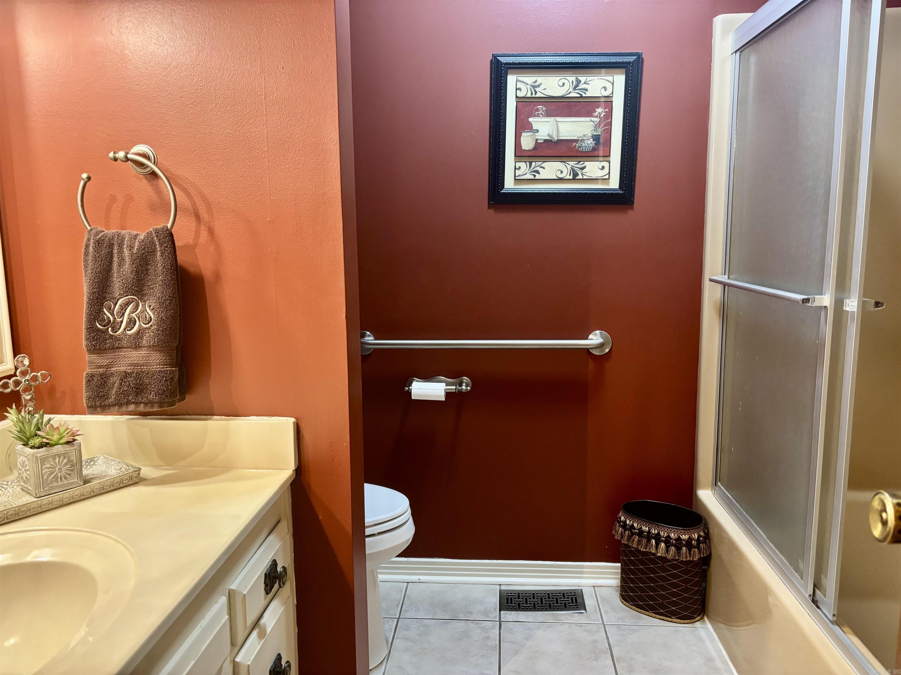 COUNTRY CLUB ADDN - Residential