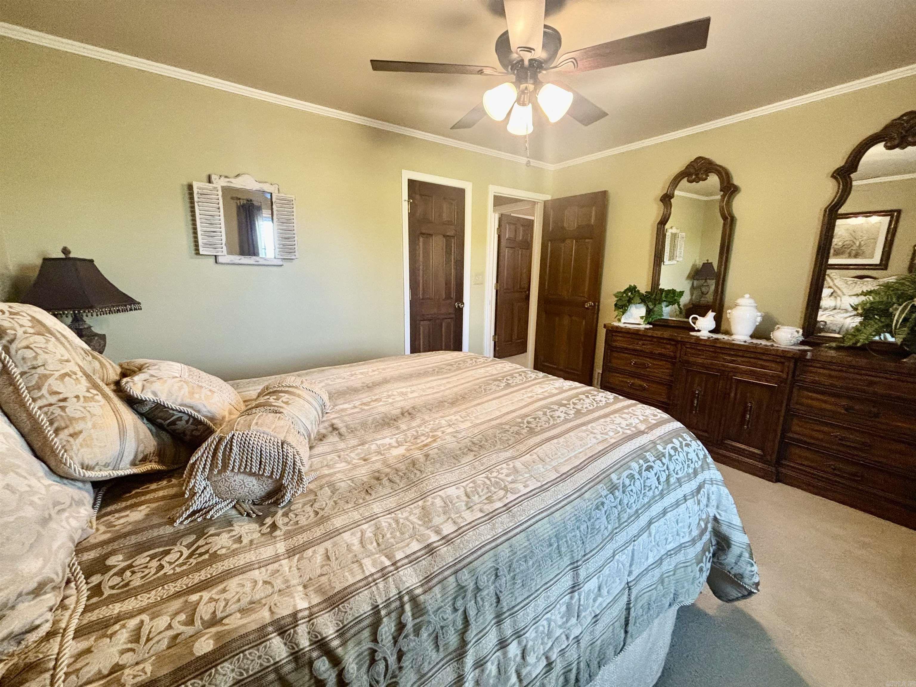 COUNTRY CLUB ADDN - Residential