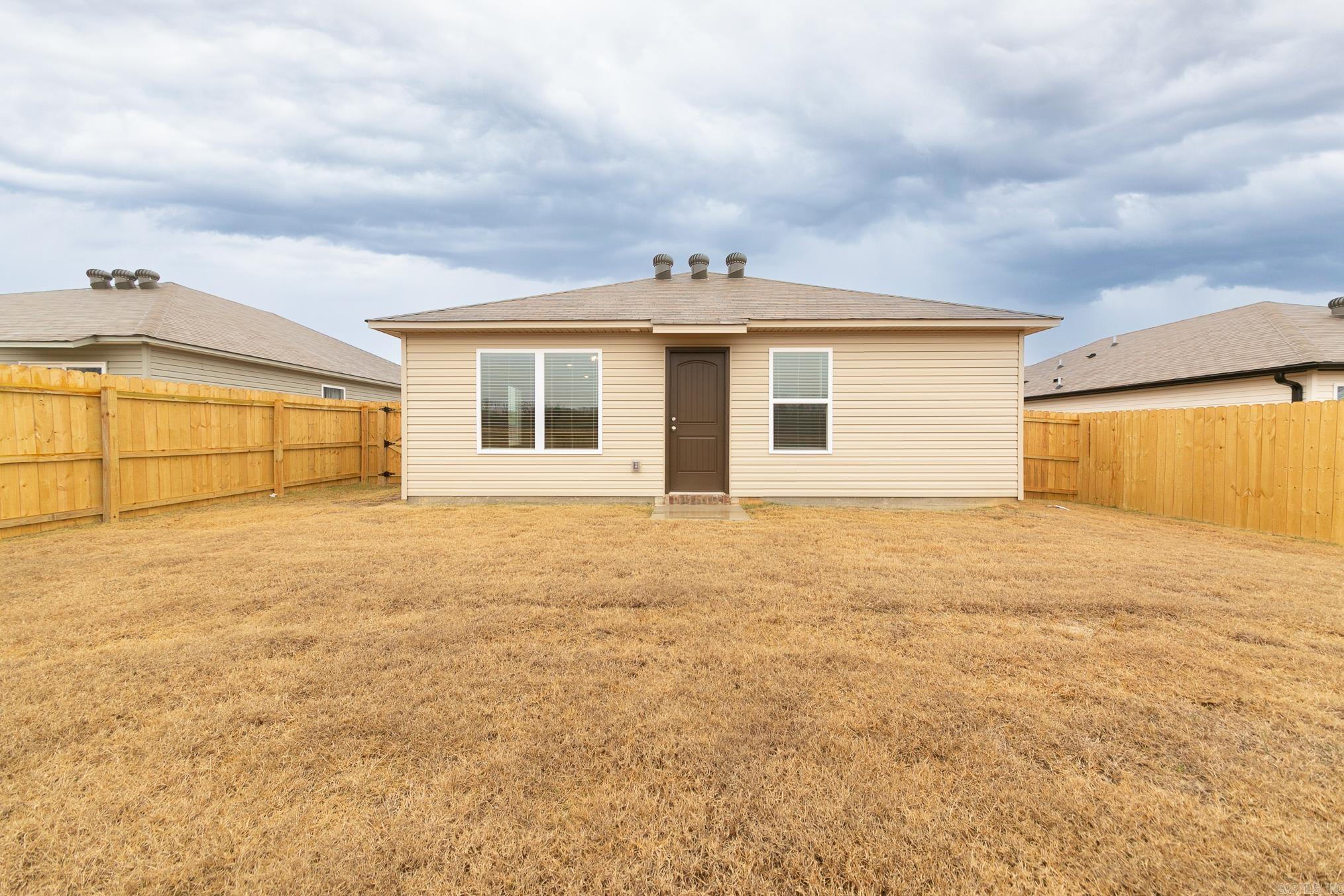 STAGECOACH MEADOWS - Residential