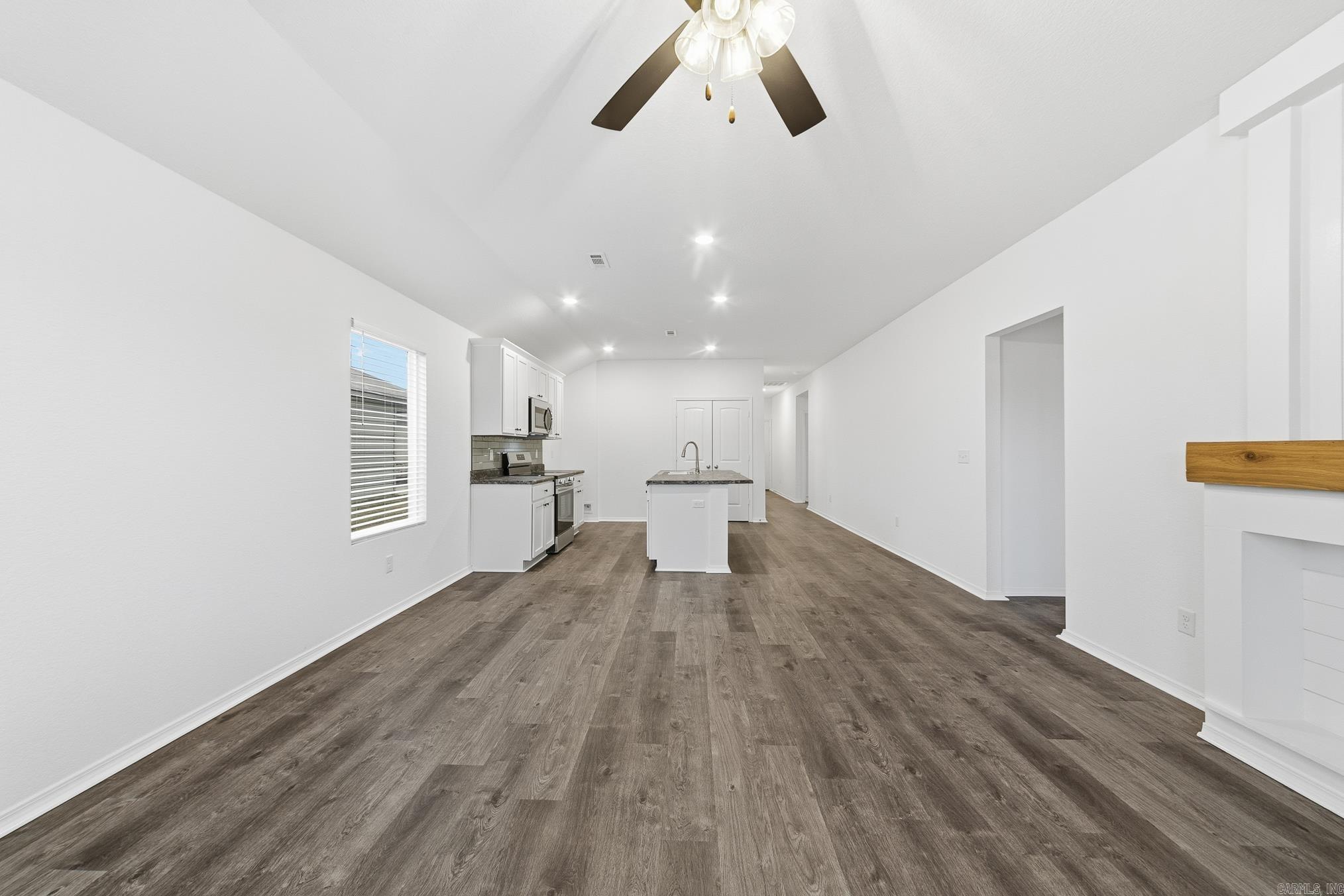 STAGECOACH MEADOWS - Residential