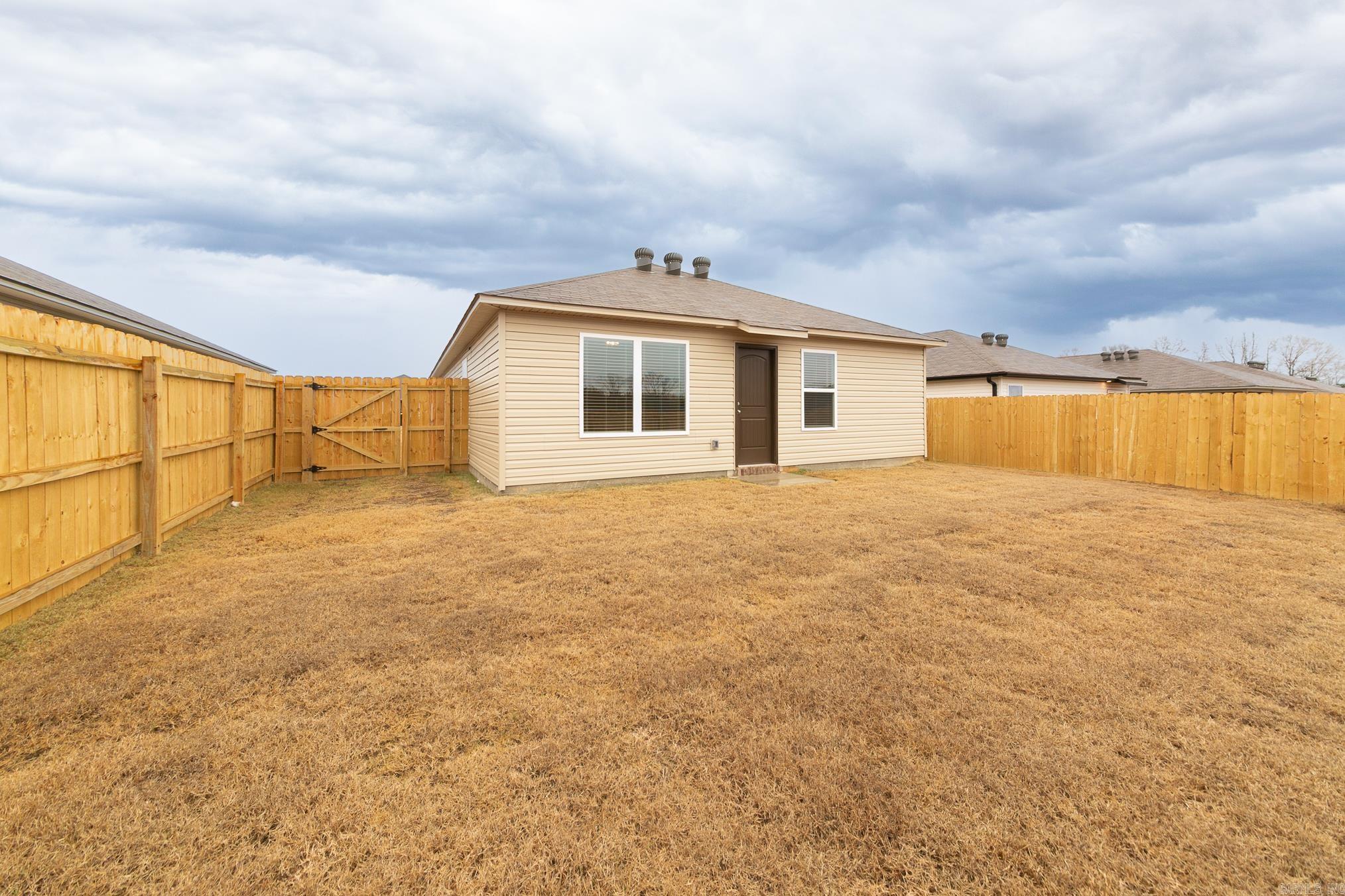 STAGECOACH MEADOWS - Residential