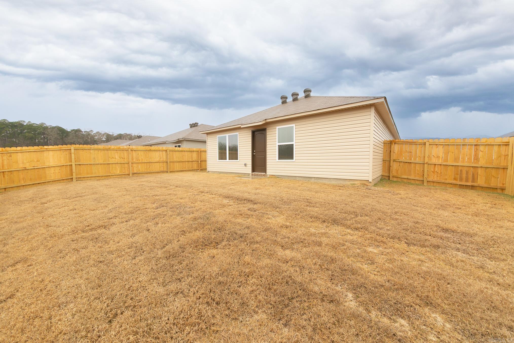 STAGECOACH MEADOWS - Residential