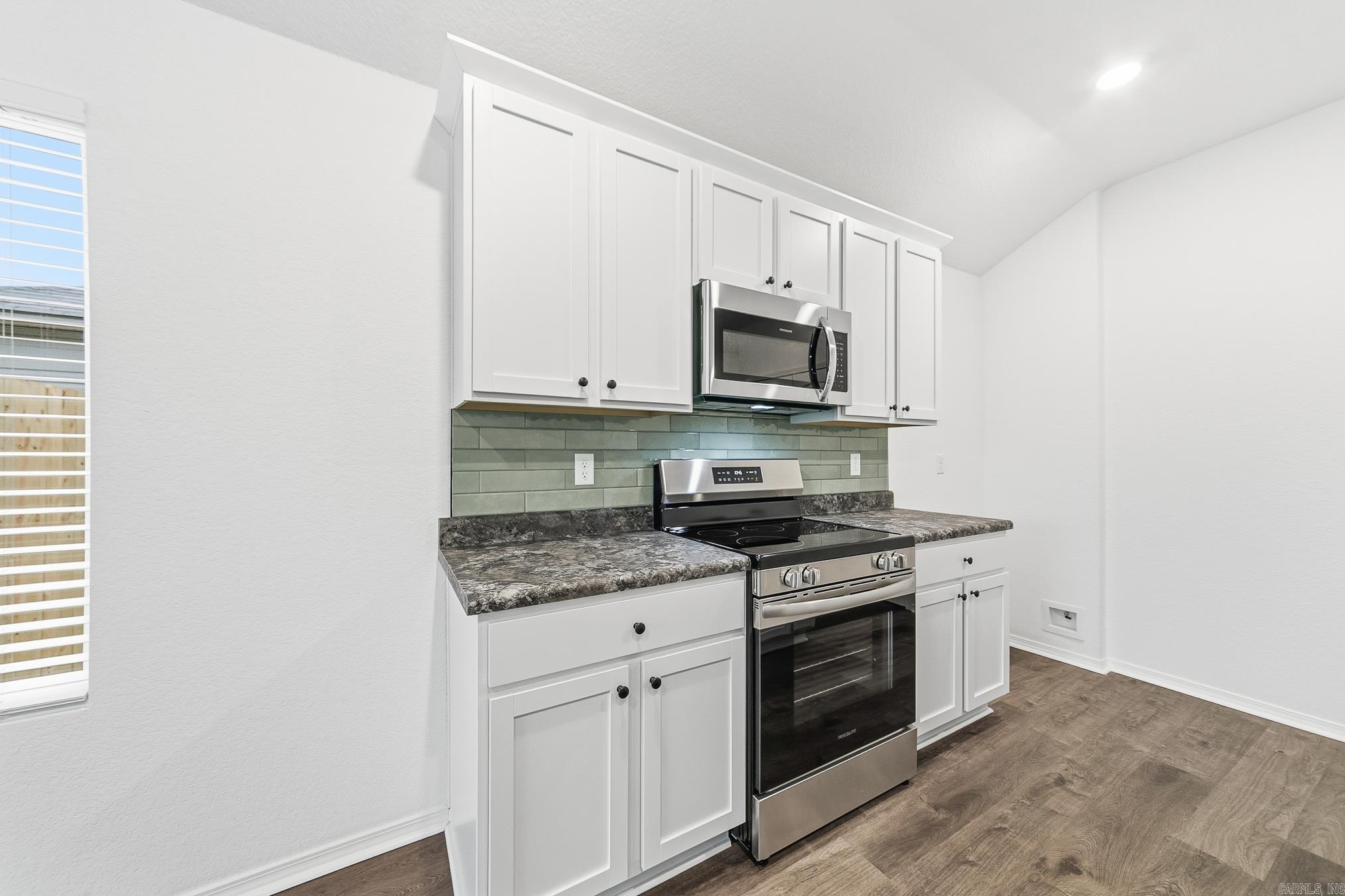 STAGECOACH MEADOWS - Residential