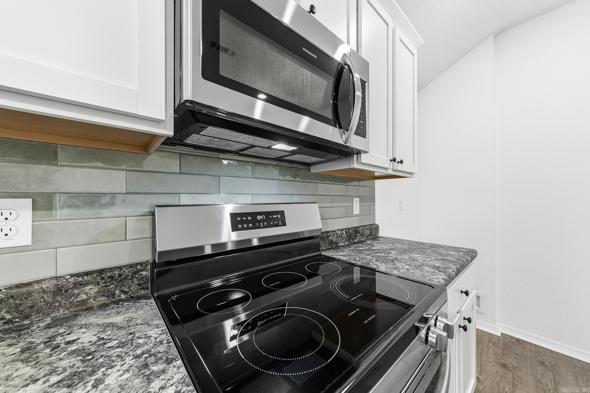 STAGECOACH MEADOWS - Residential