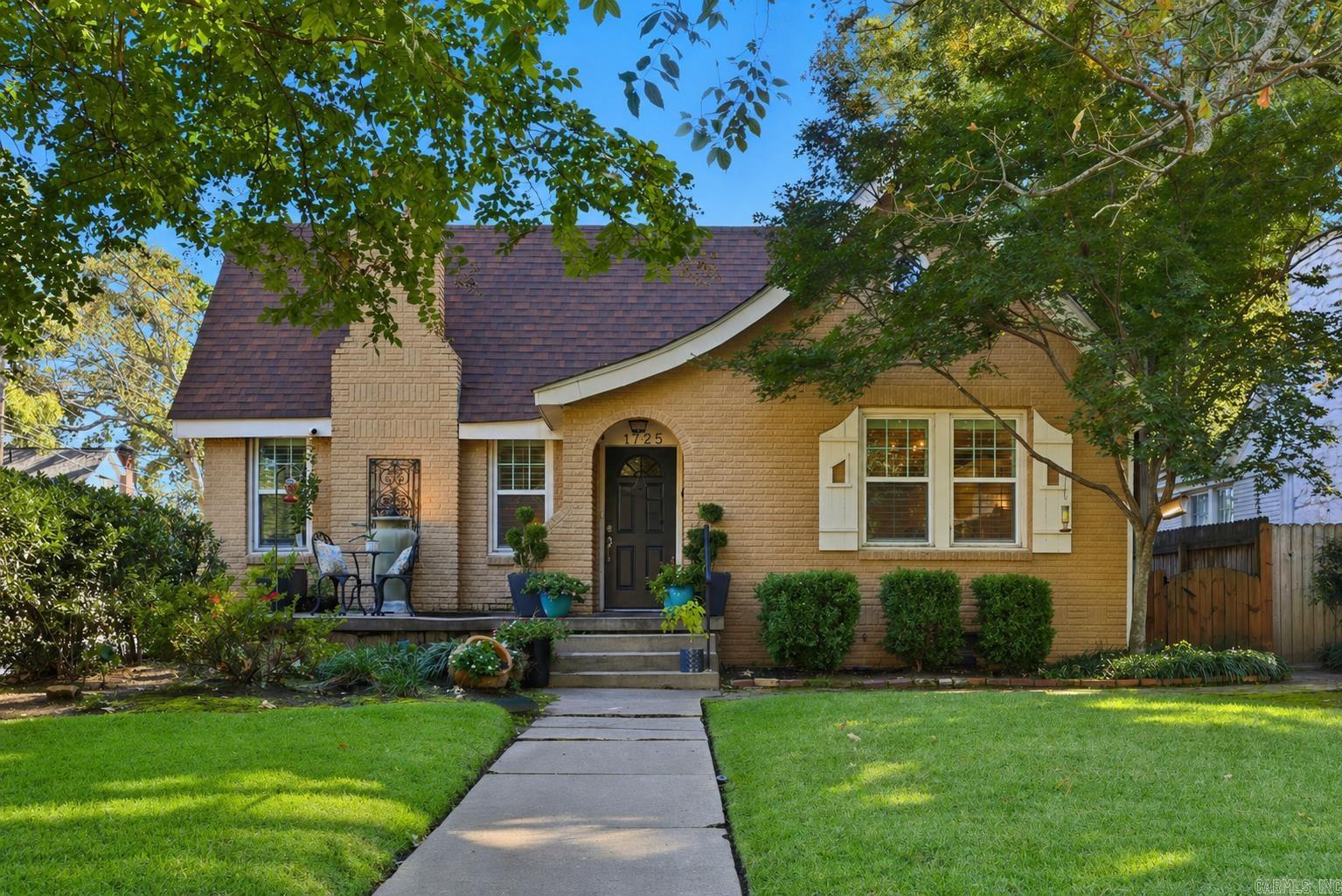 CLIFFEWOOD - Residential