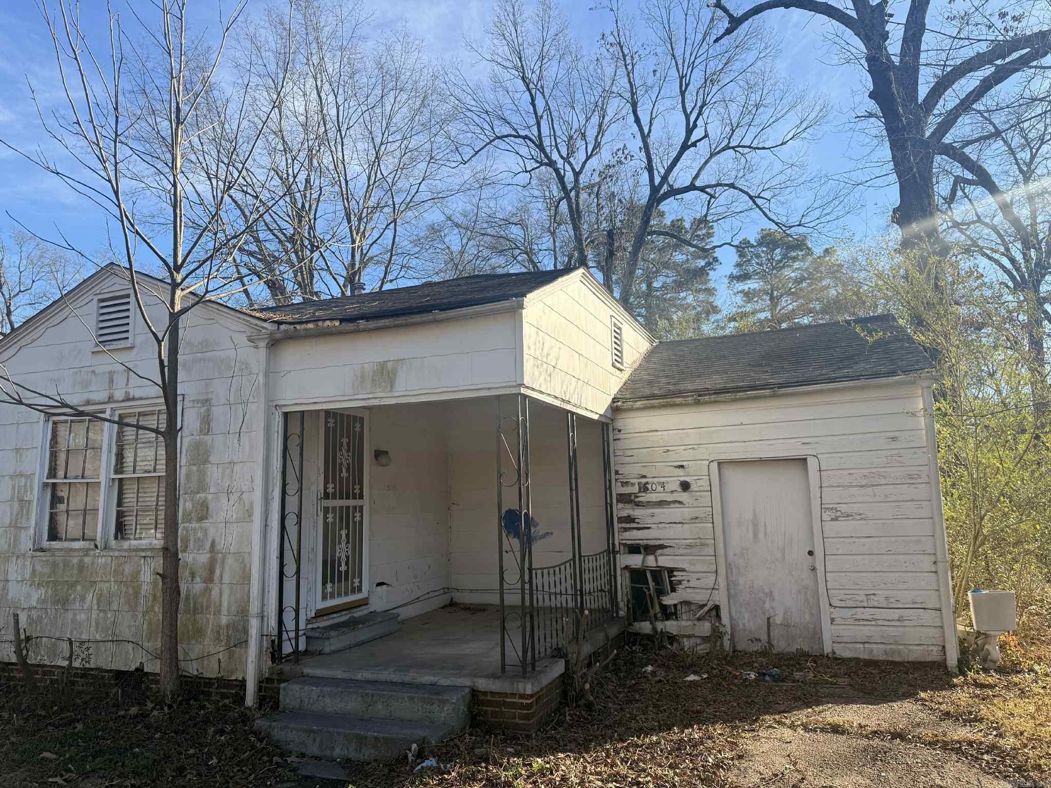 AUSTIN & TAYLOR ADDITION - Residential