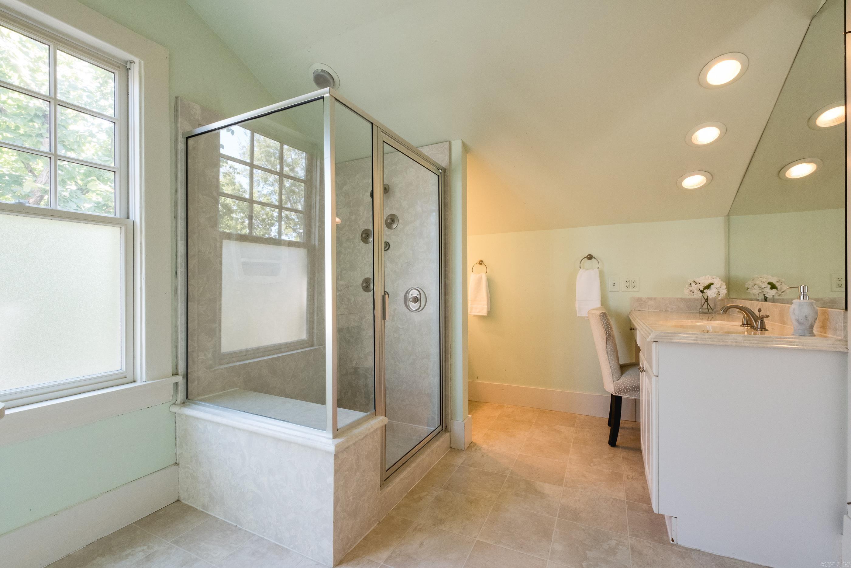 MIDLAND HILLS - Residential