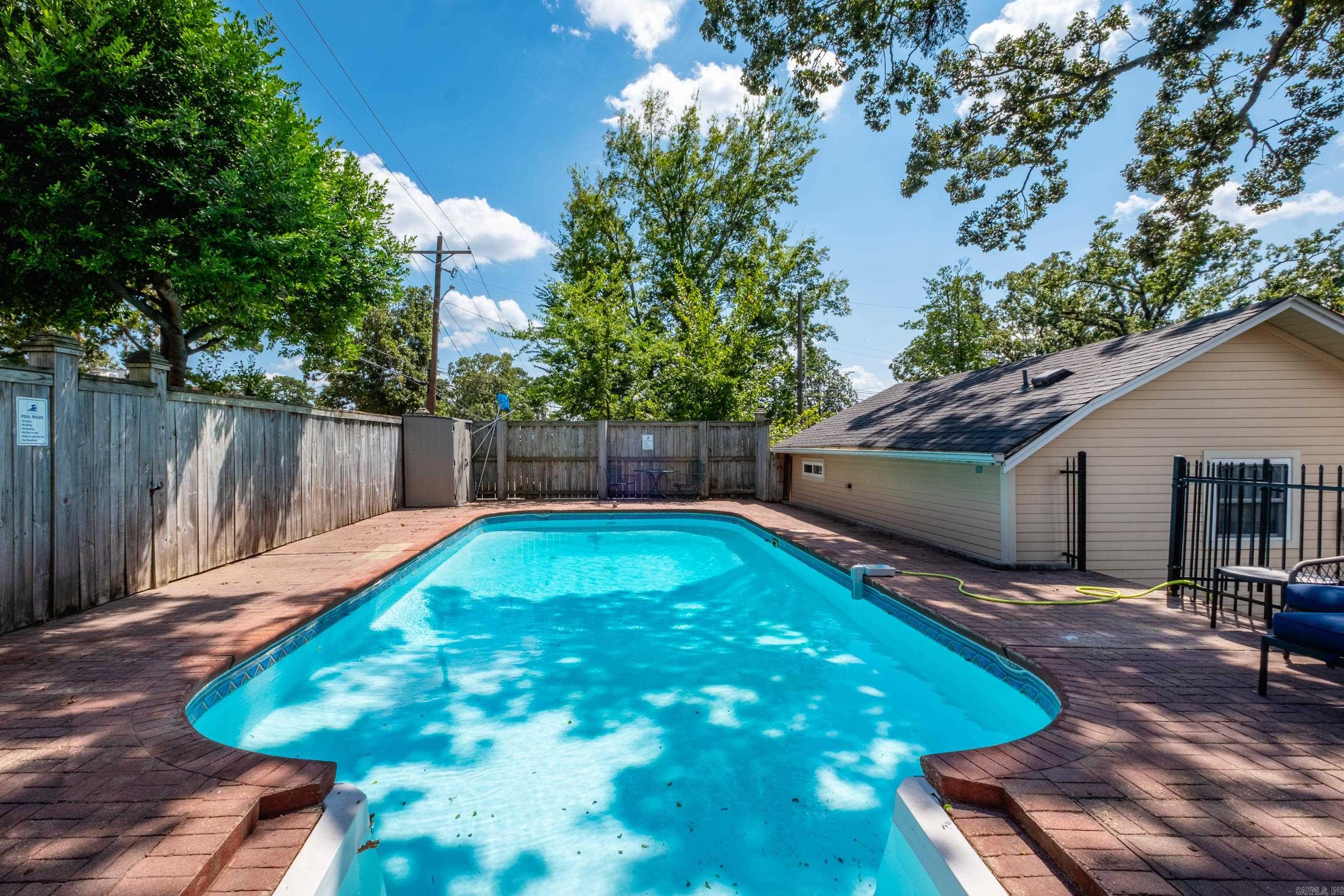 MIDLAND HILLS - Residential