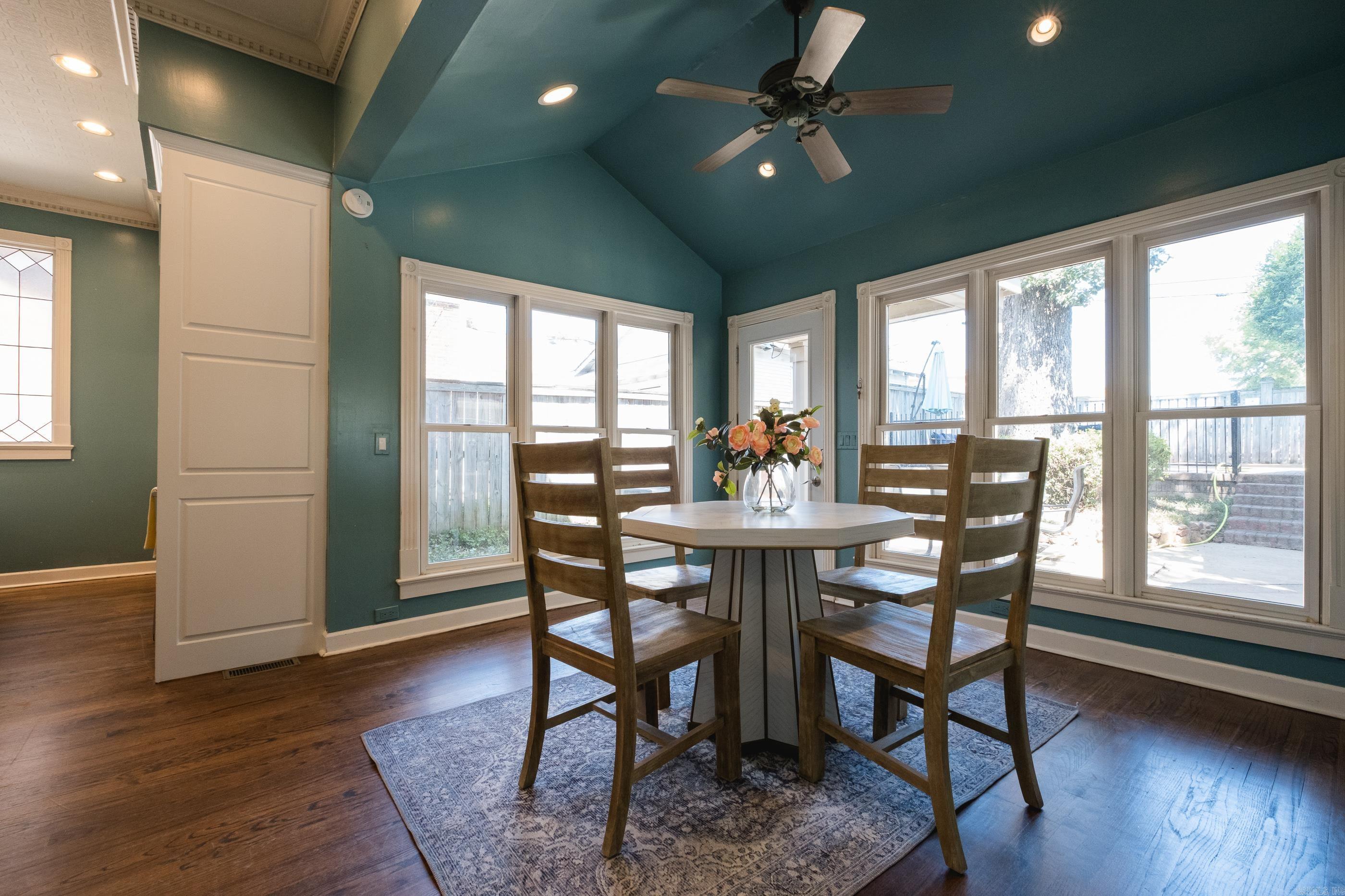 MIDLAND HILLS - Residential