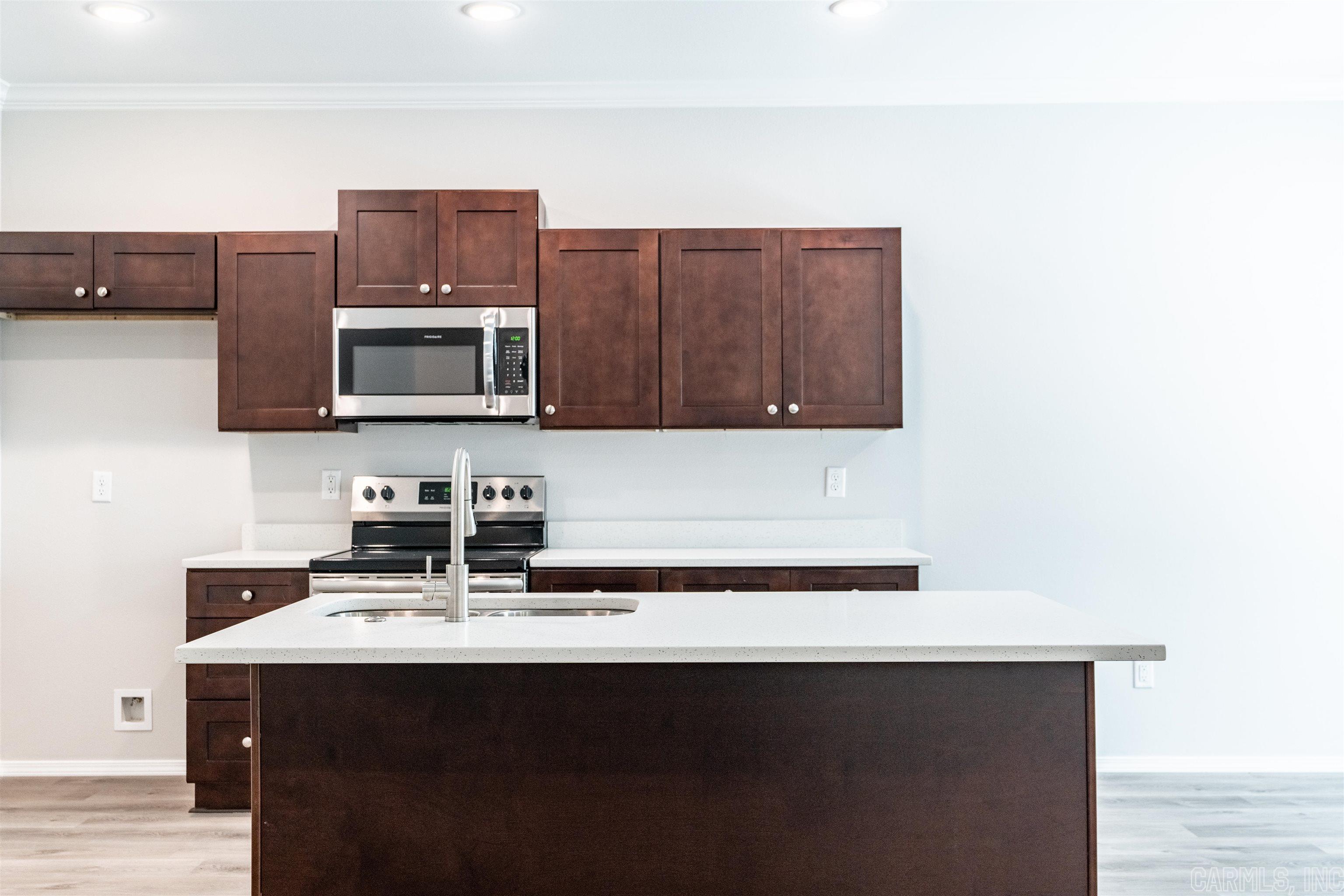 THE VILLAGES AT MAGNOLIA LANE - Residential