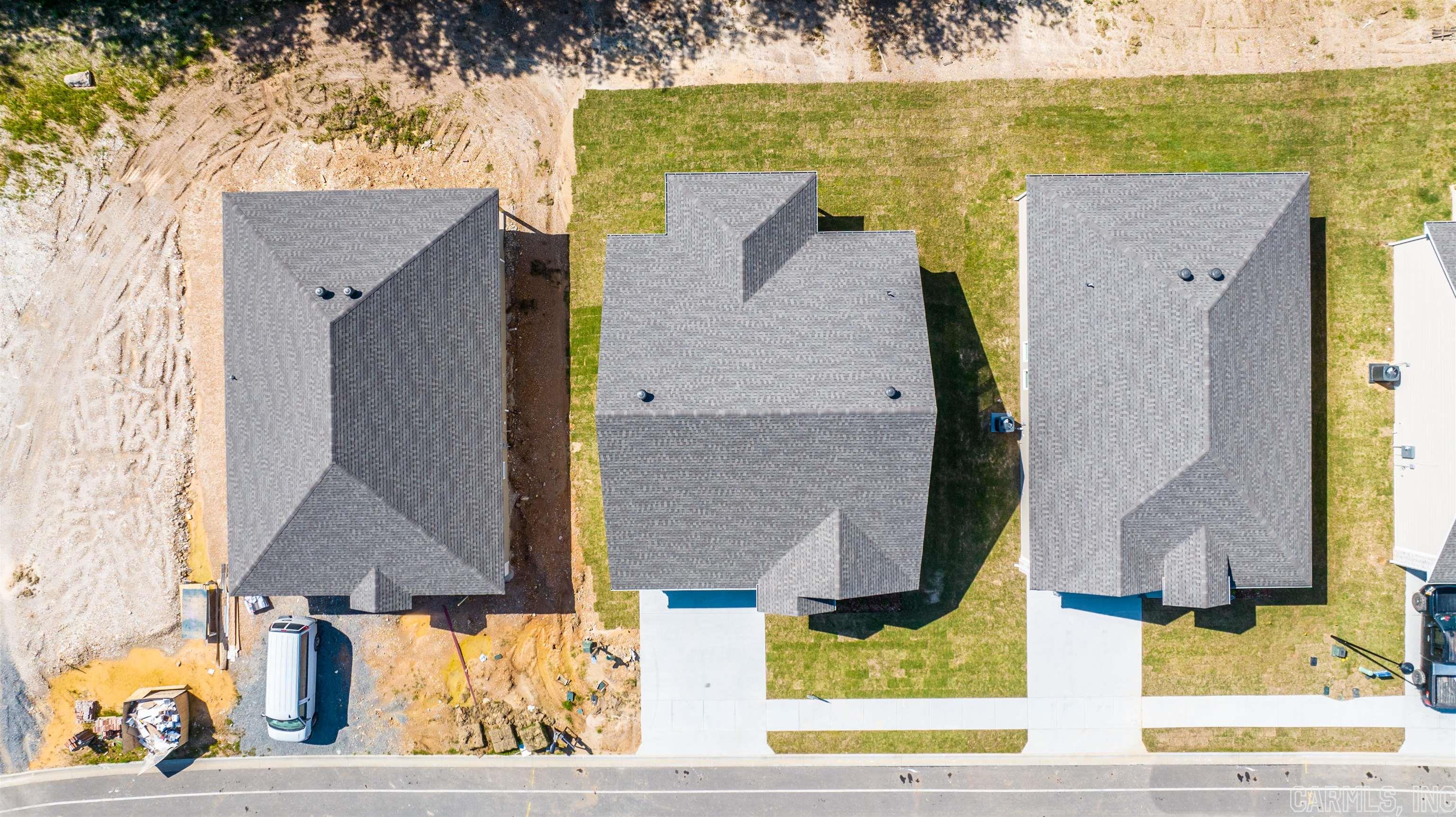 THE VILLAGES AT MAGNOLIA LANE - Residential