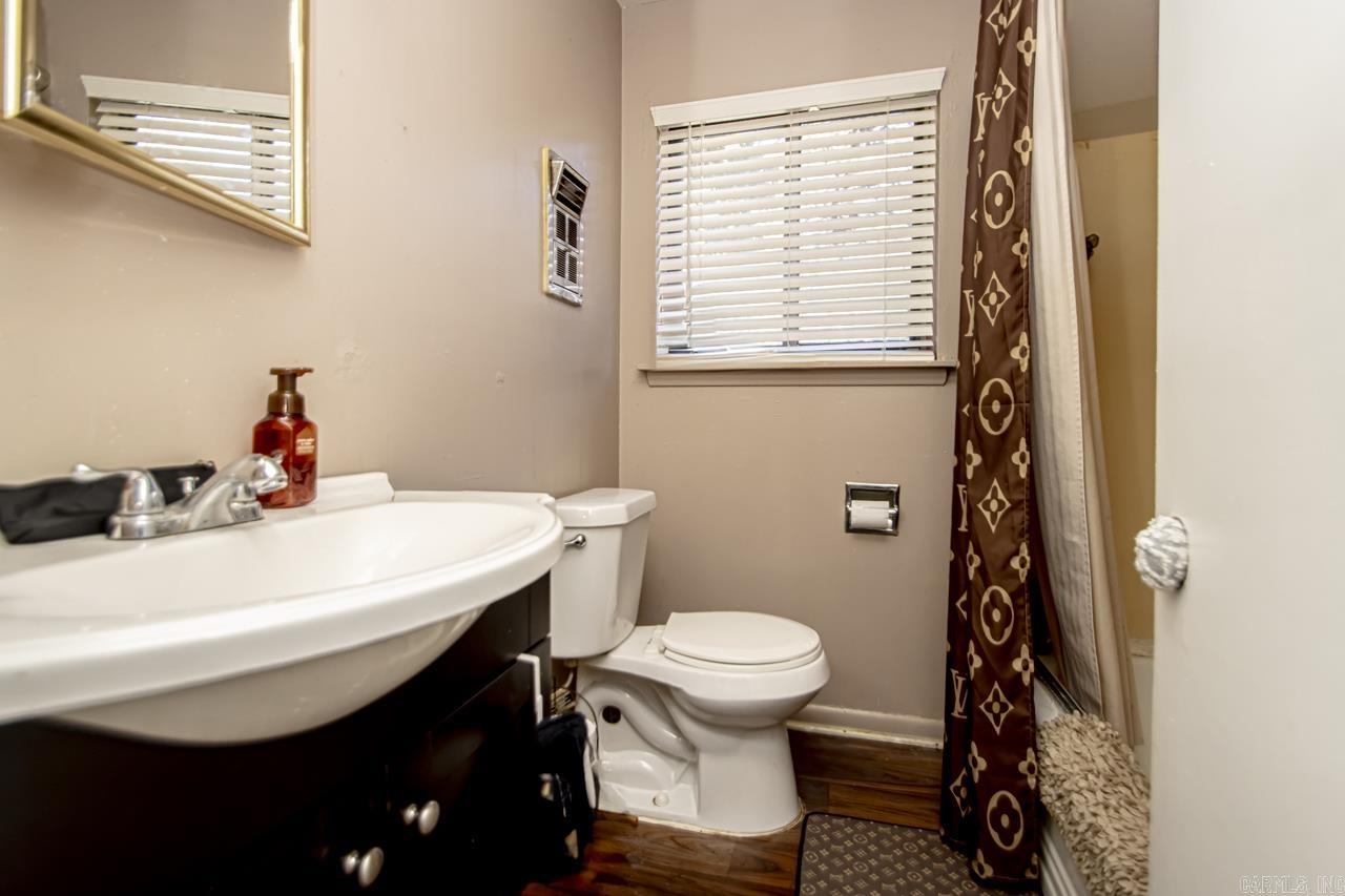 GUM SPRINGS - Residential