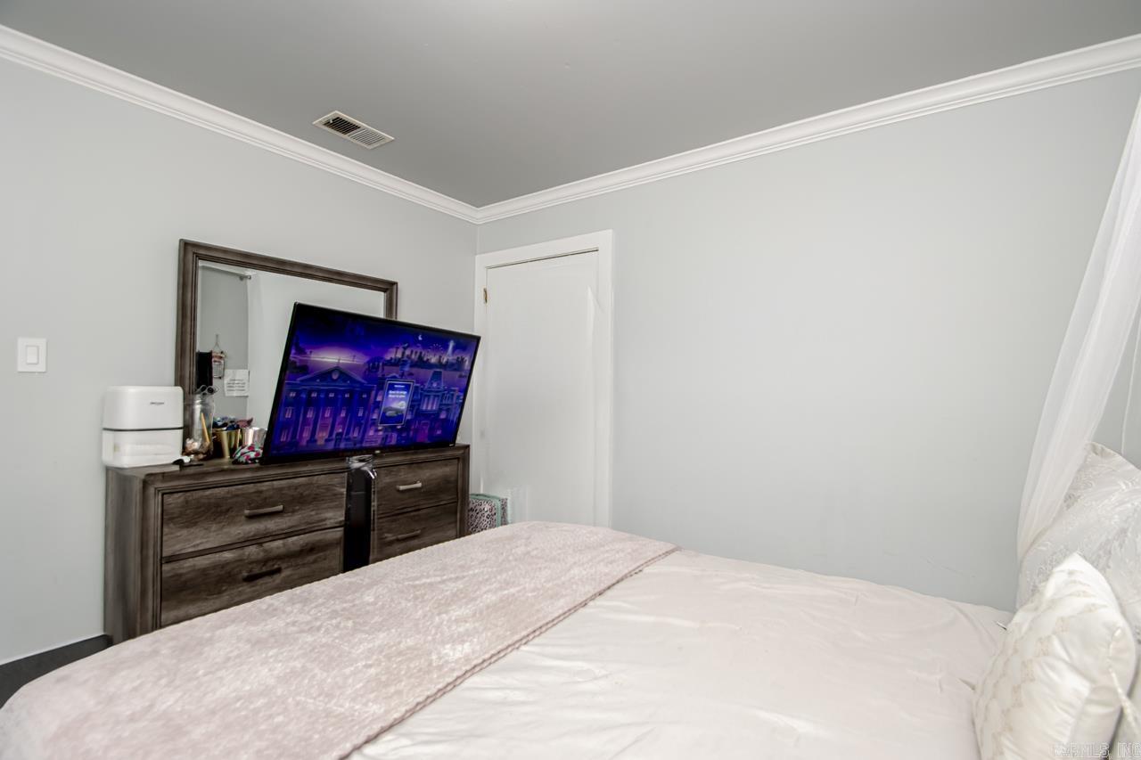 GUM SPRINGS - Residential