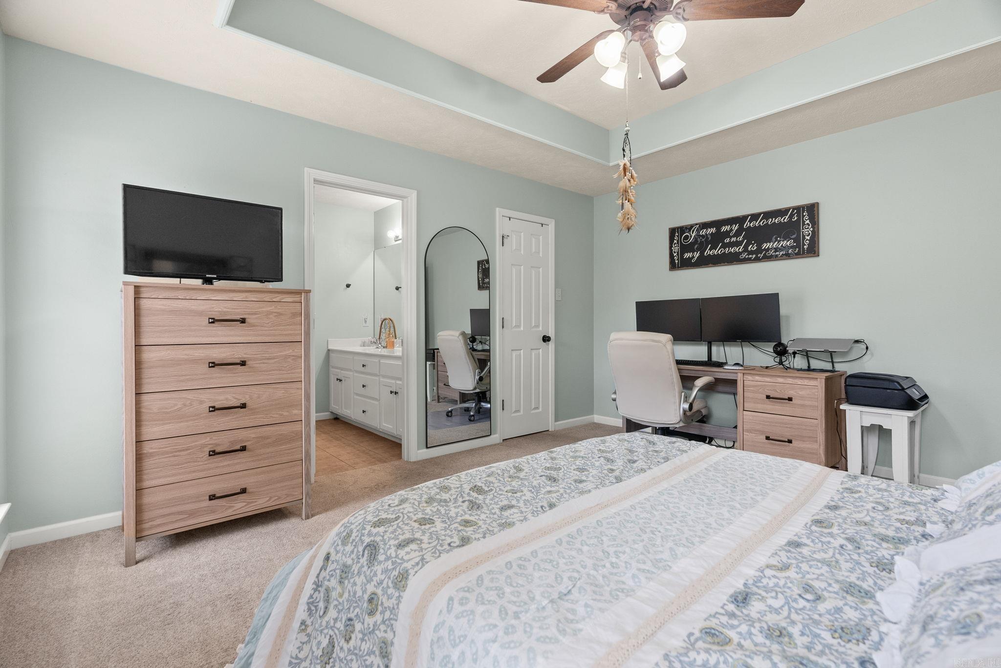 BROWNSTONE - Residential