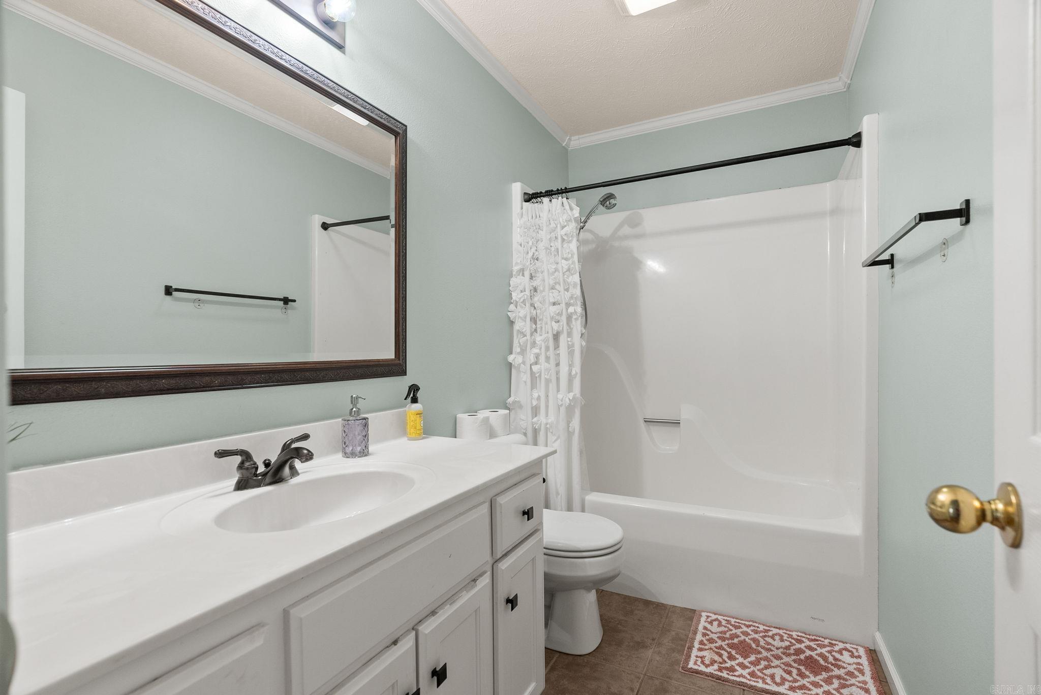 BROWNSTONE - Residential