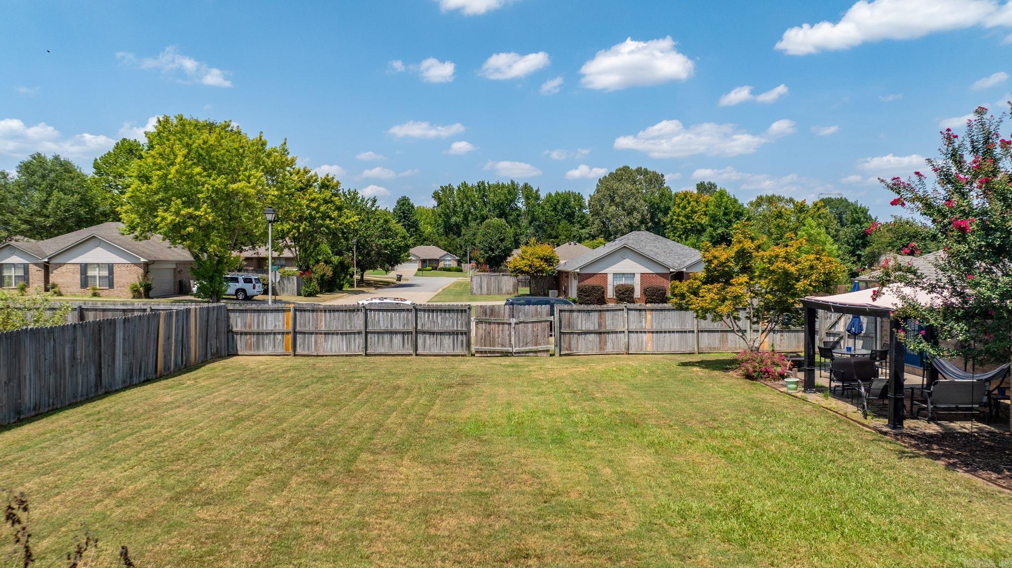 BROWNSTONE - Residential