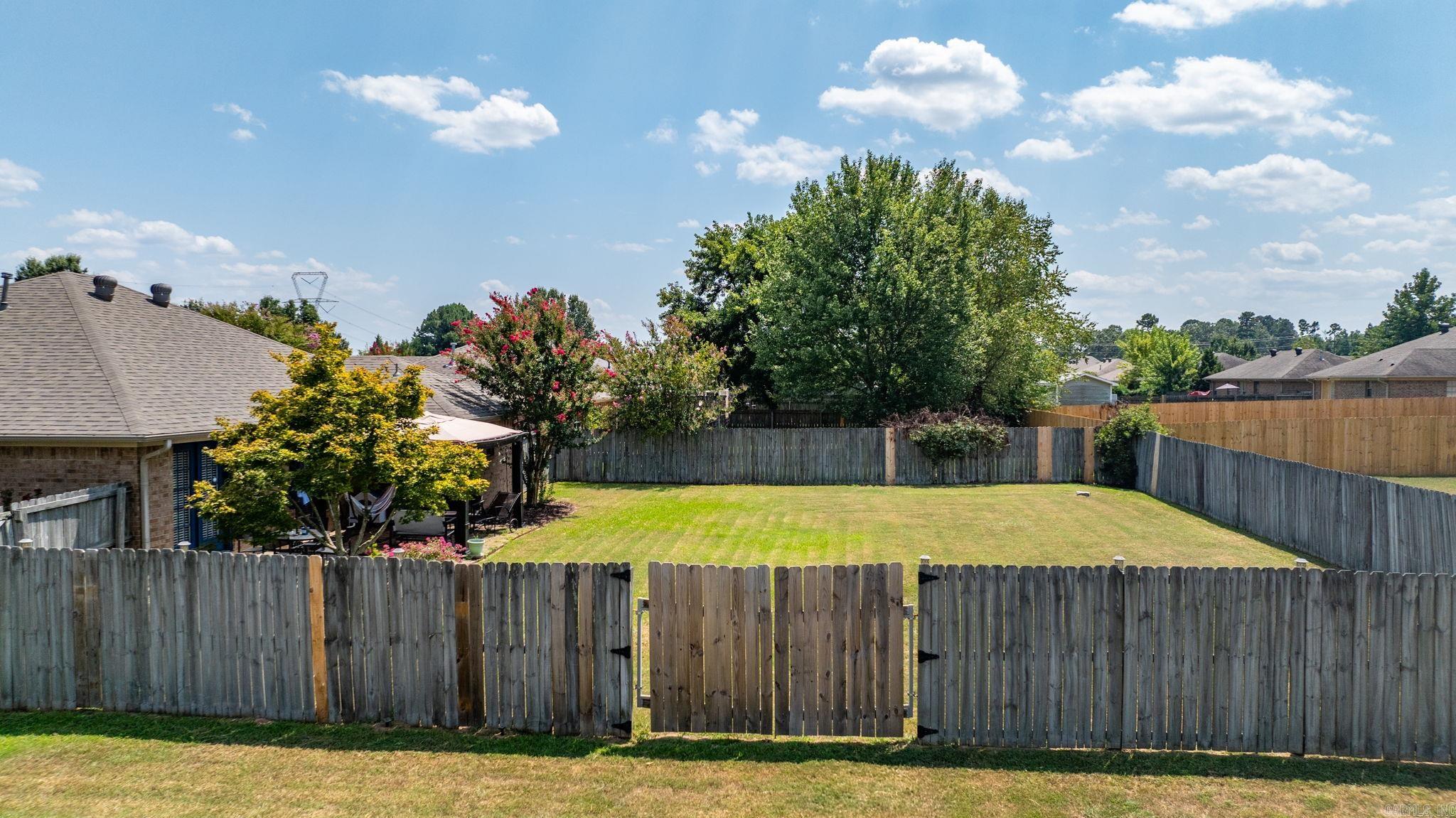 BROWNSTONE - Residential