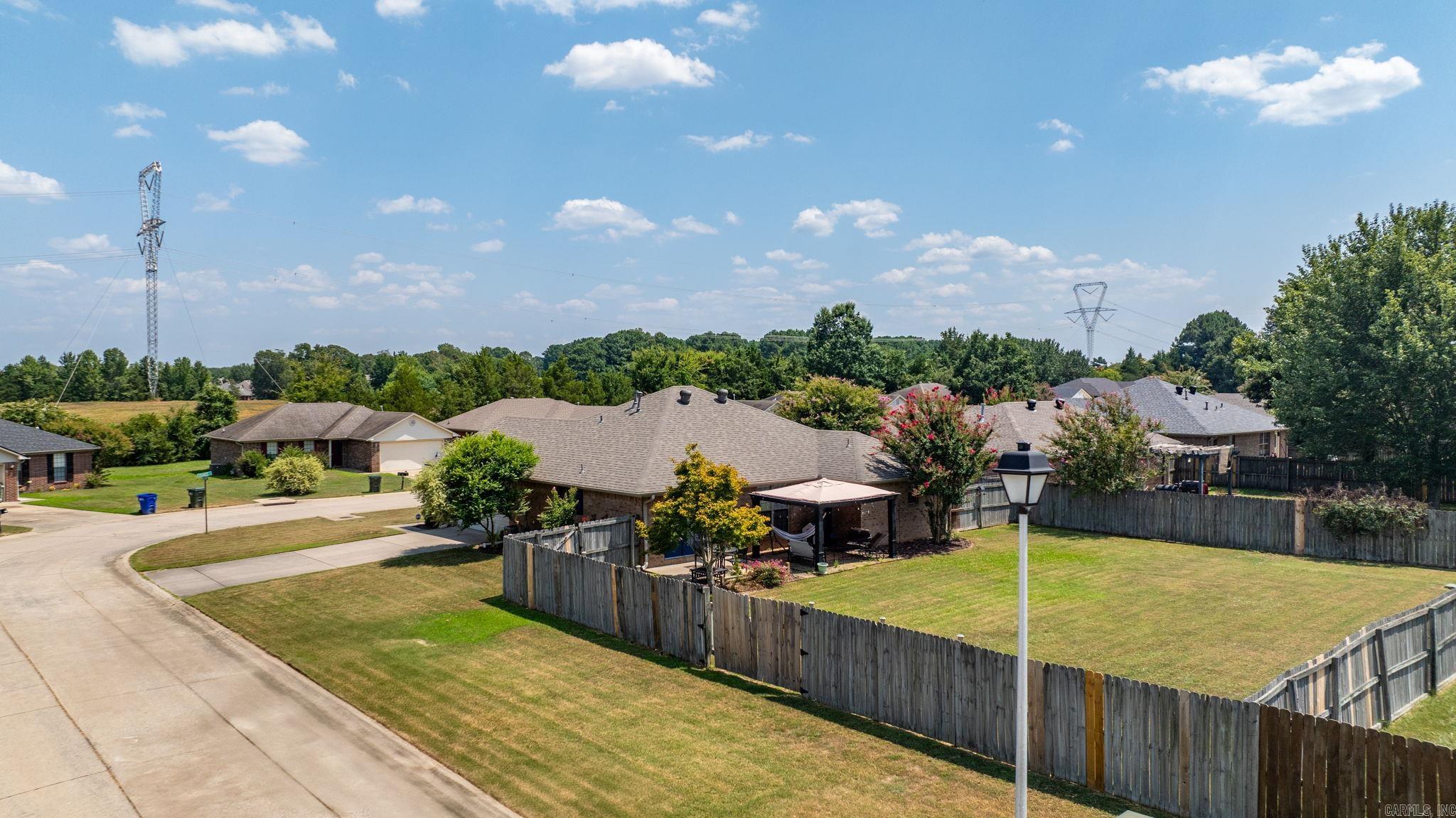 BROWNSTONE - Residential