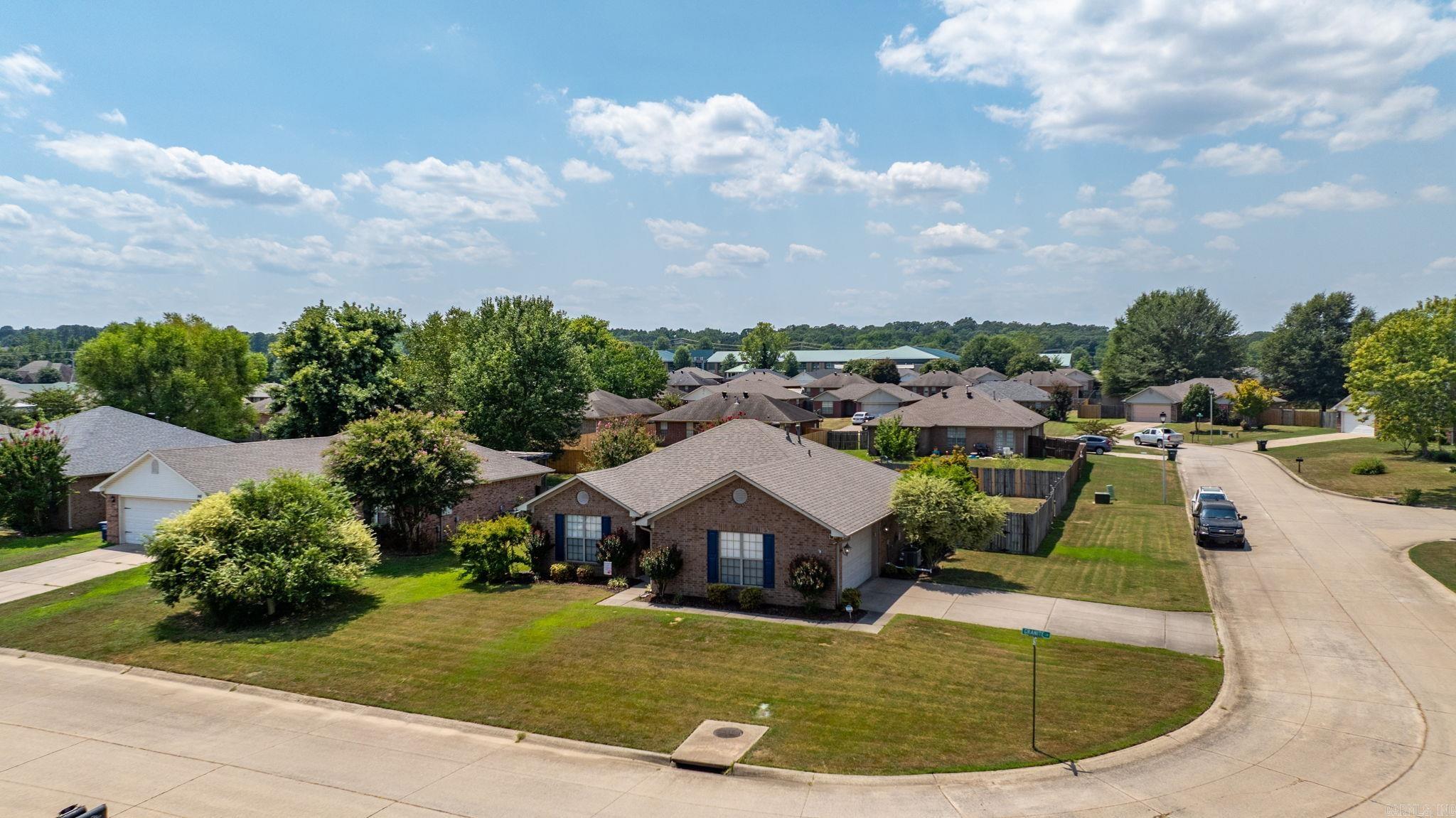 BROWNSTONE - Residential