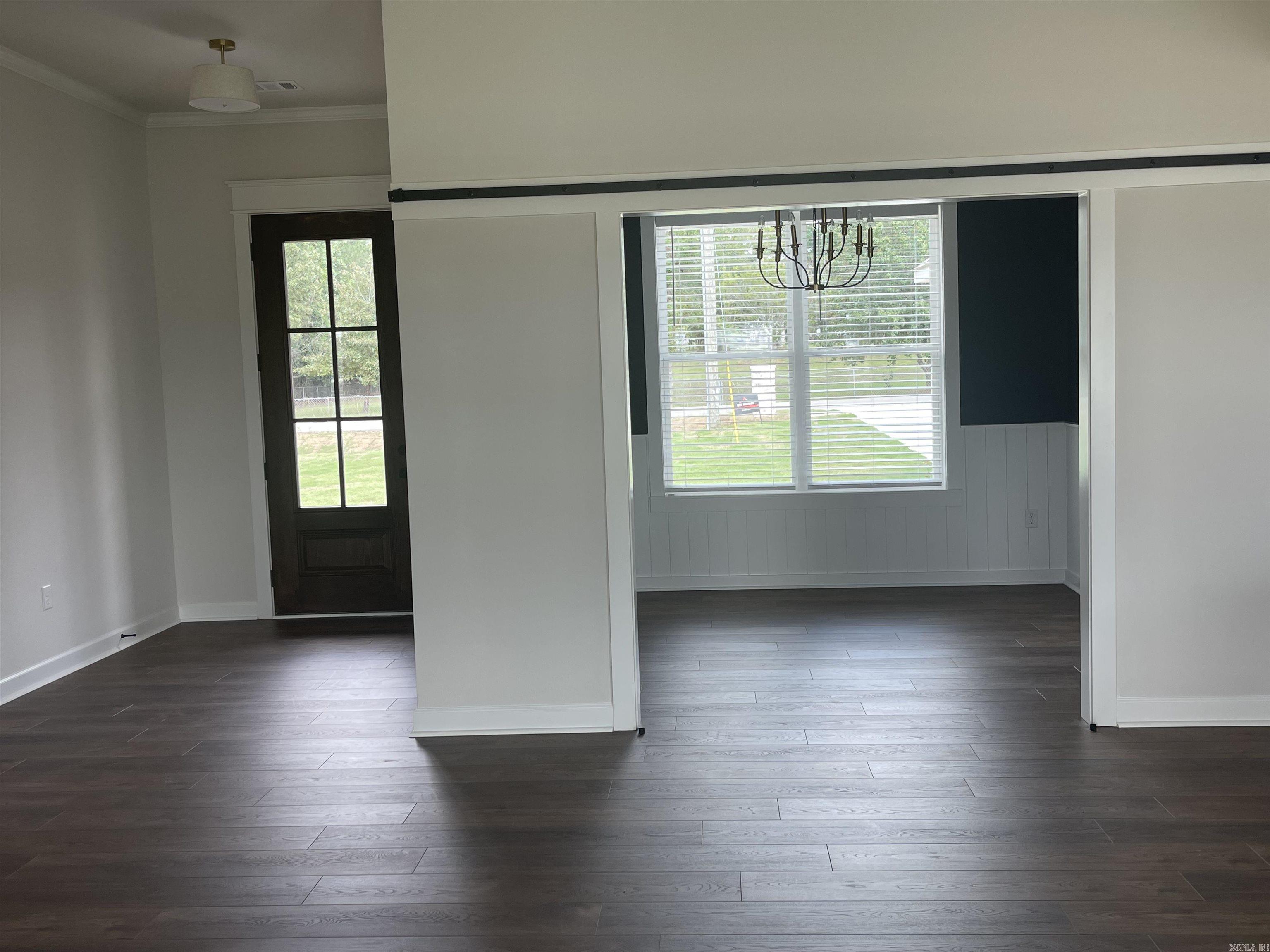 NATALIE&apos;S PLACE - Residential