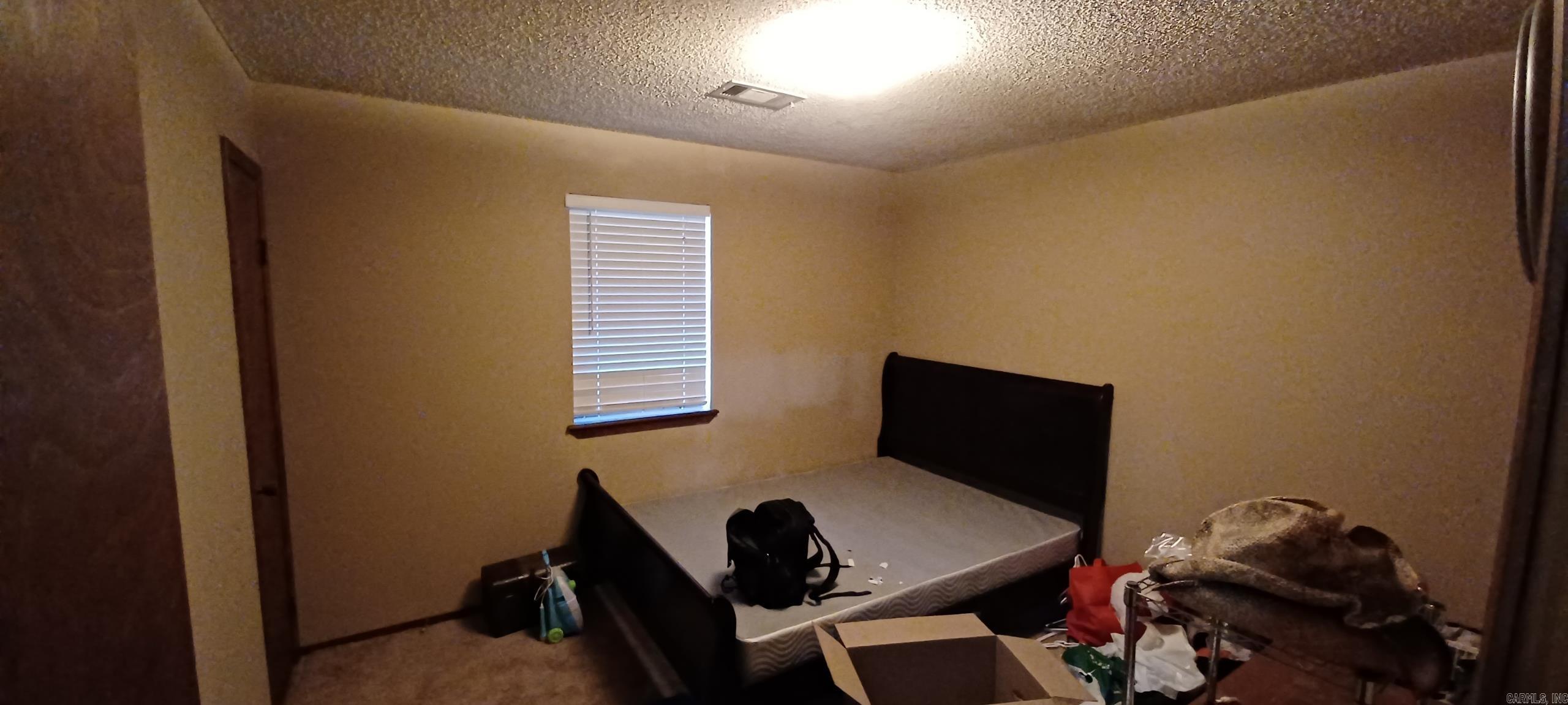 HIGHLAND ACRES - Residential