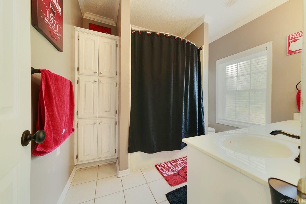 Pleasant Hill Estates - Residential Lease