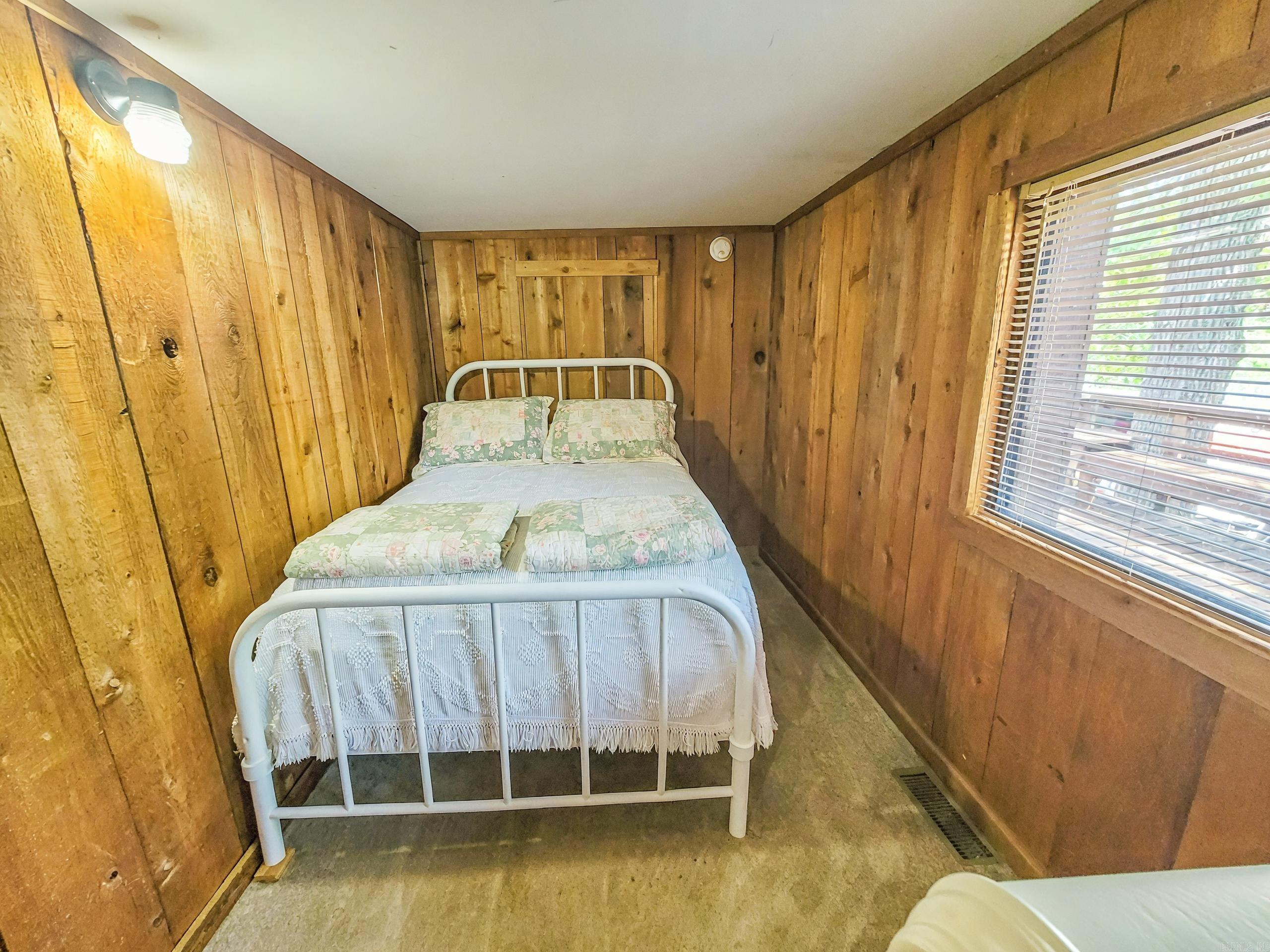 JORDAN & GRAY - Residential