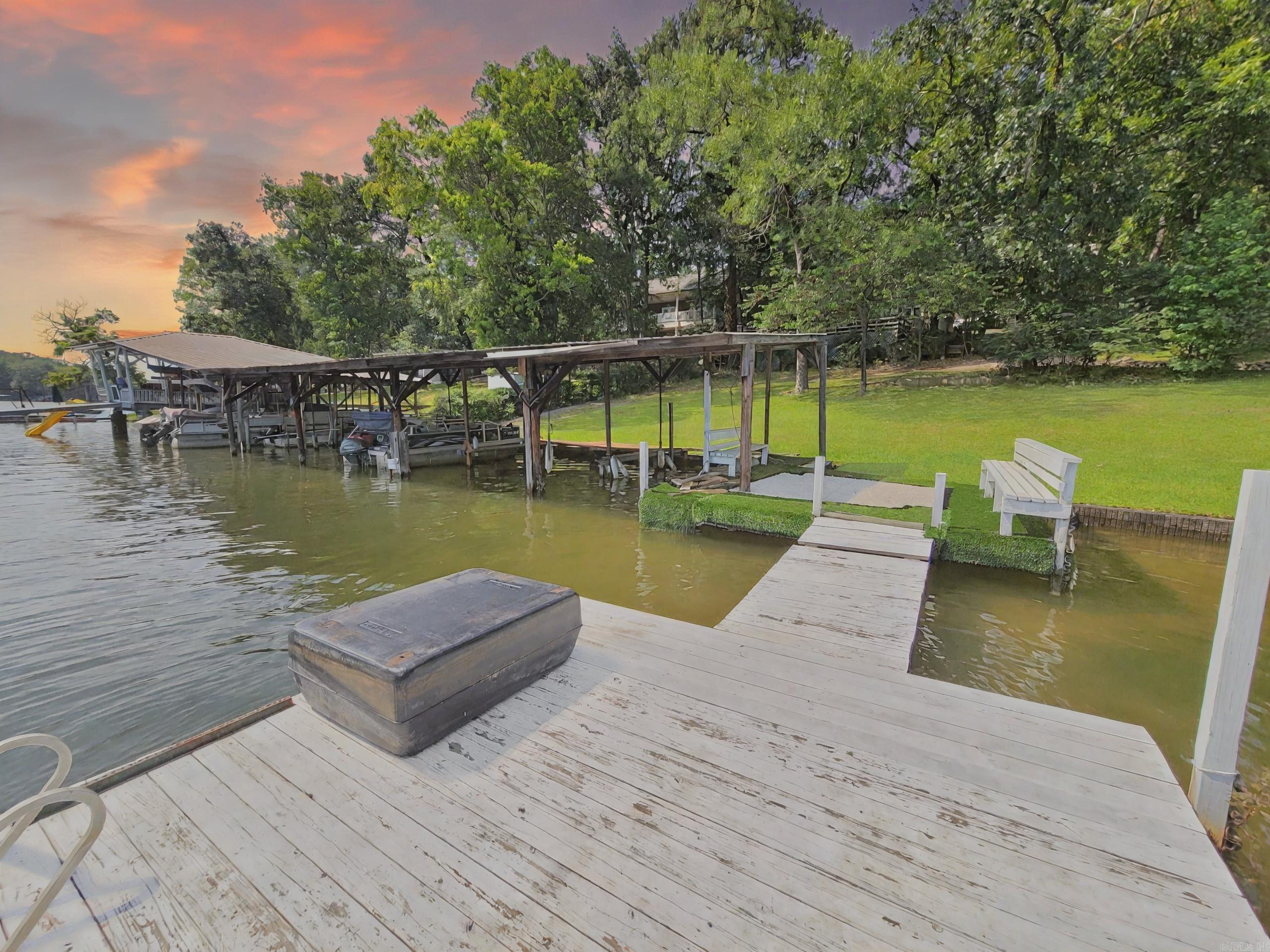 JORDAN & GRAY - Residential