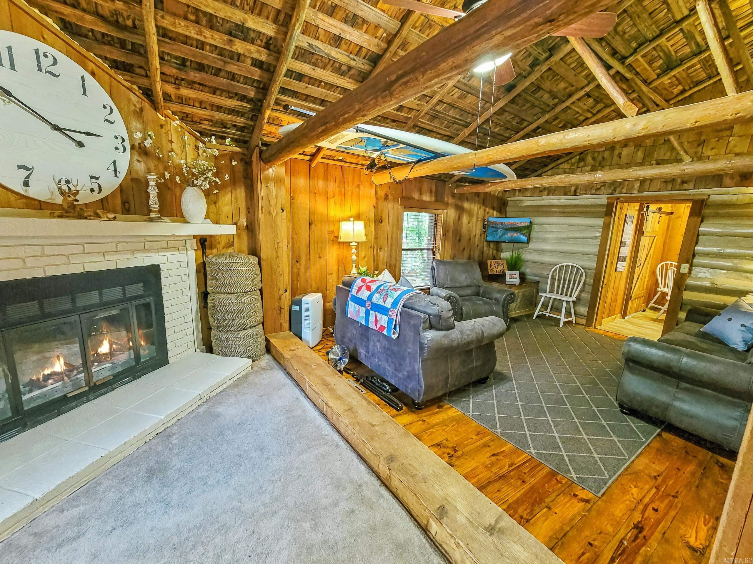 JORDAN & GRAY - Residential