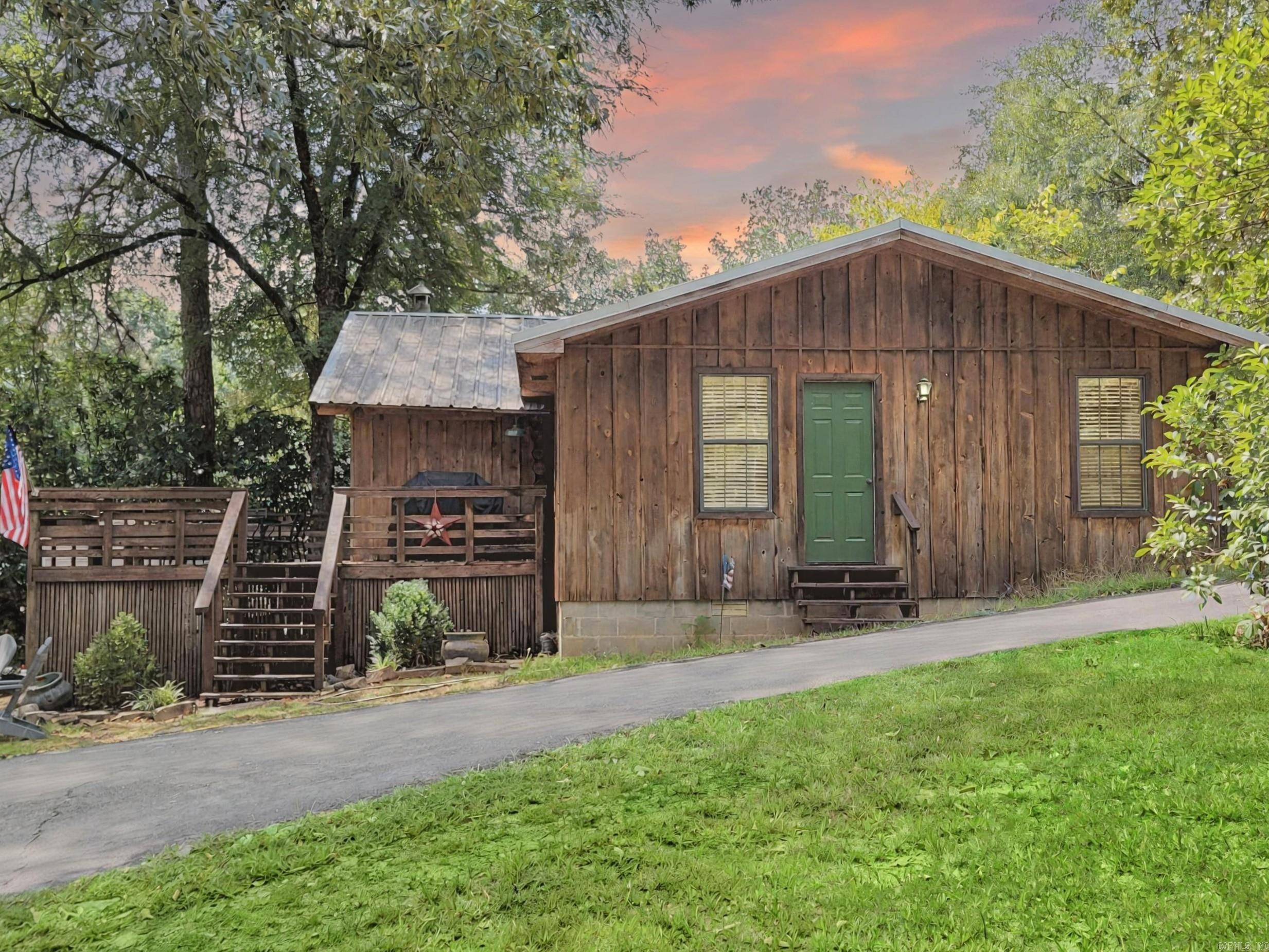 JORDAN & GRAY - Residential