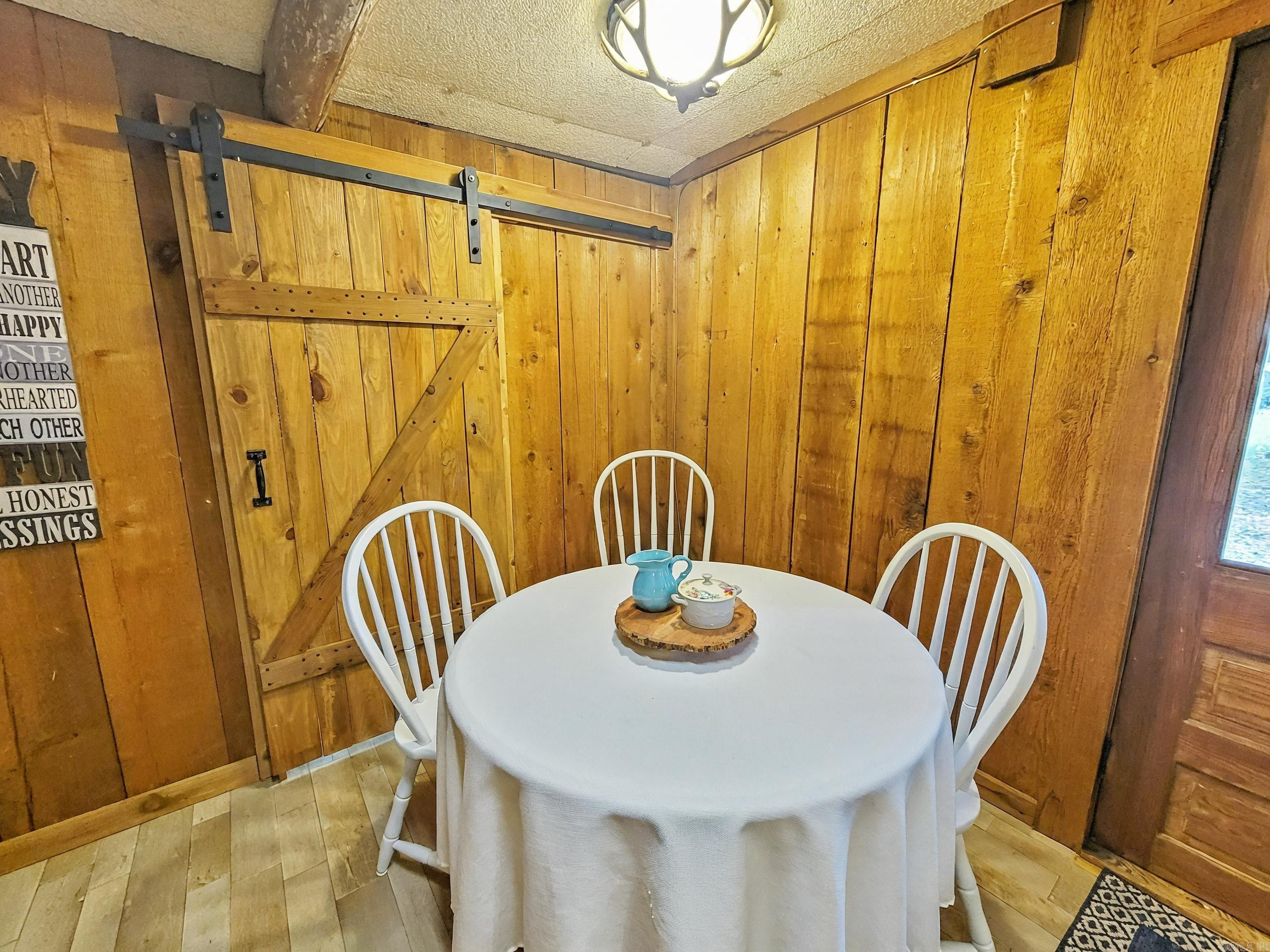 JORDAN & GRAY - Residential