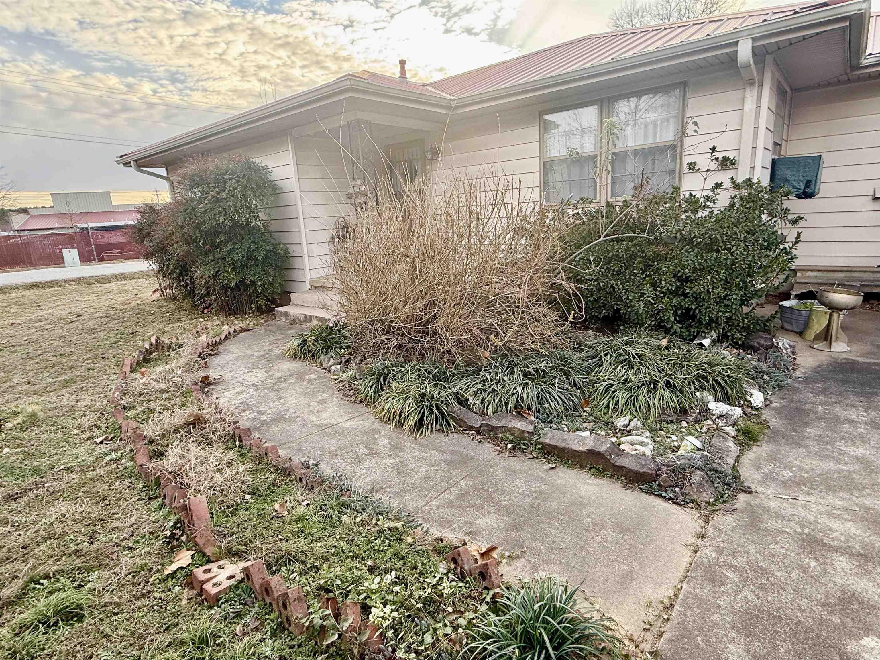 HARDYS - Residential