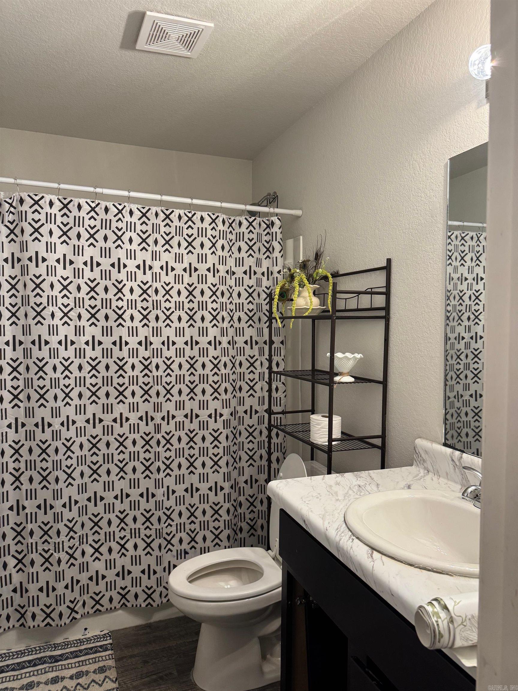 MUSEUM MEADOWS - Residential