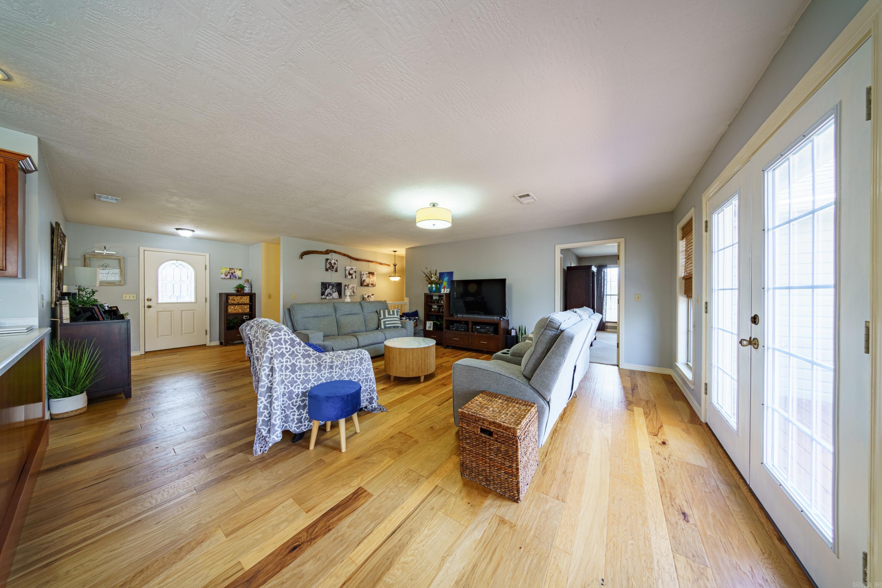 Metes & Bounds - Residential