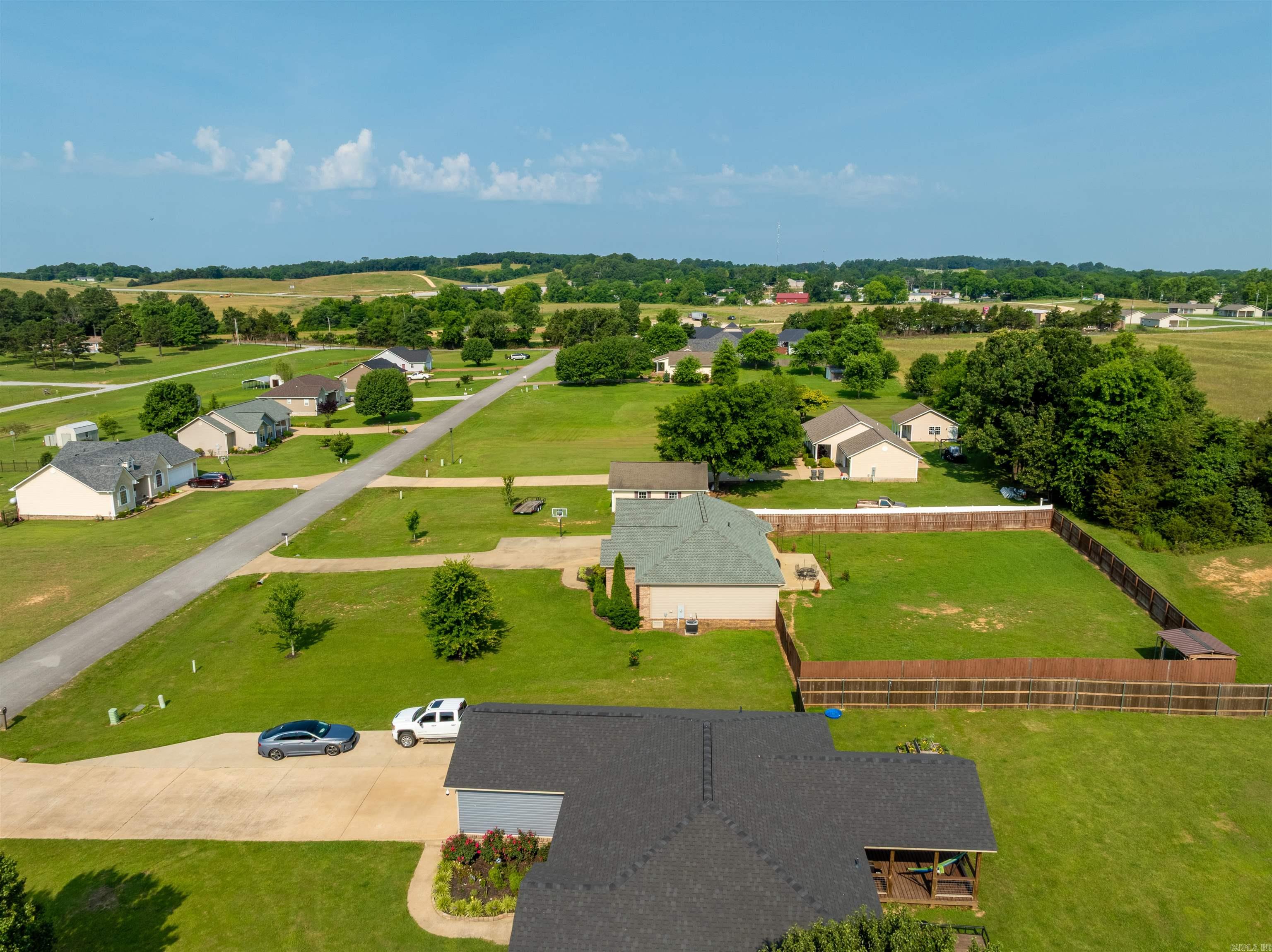 DOUBLE OAK ESTATES - Residential