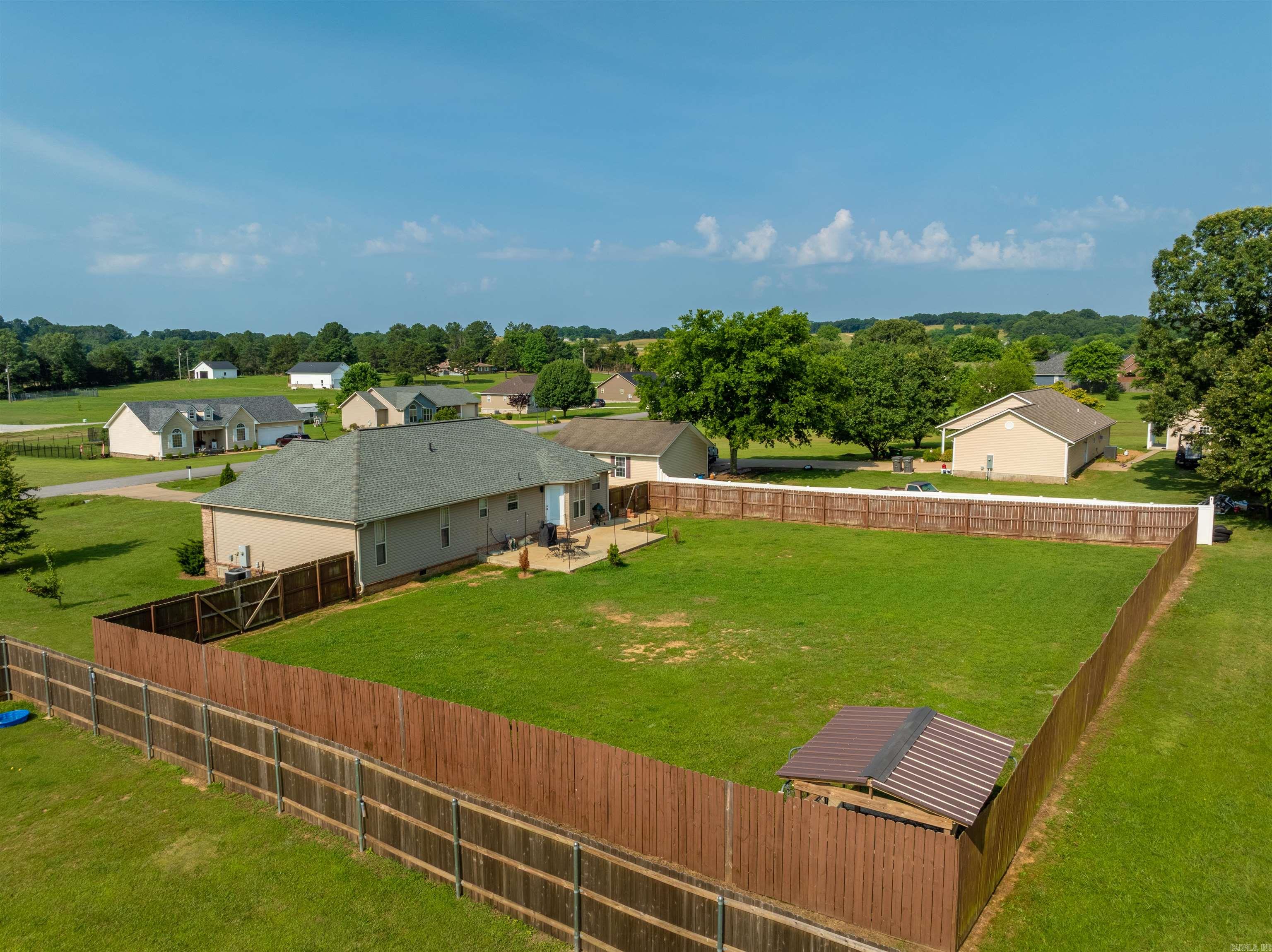 DOUBLE OAK ESTATES - Residential