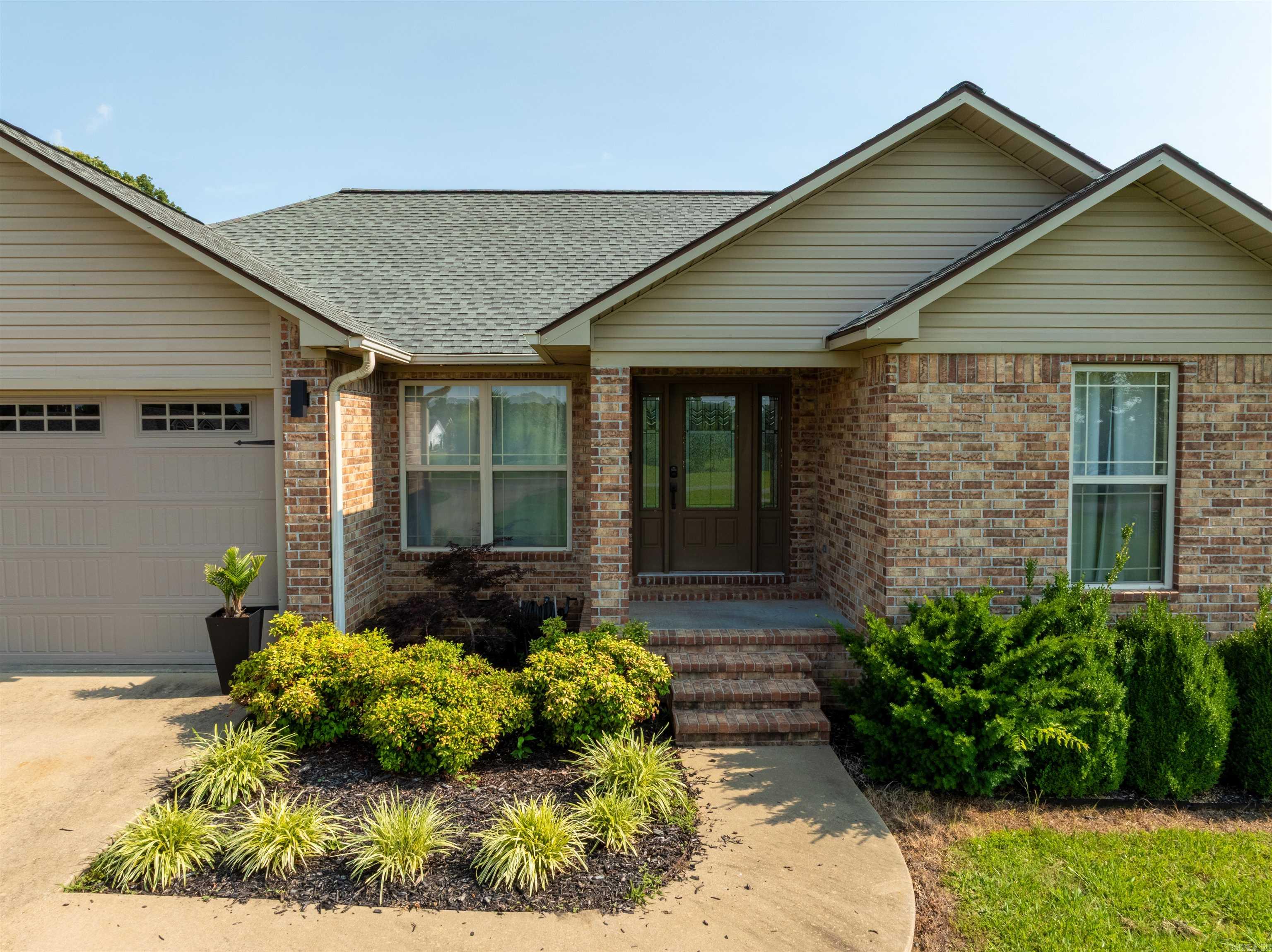 DOUBLE OAK ESTATES - Residential