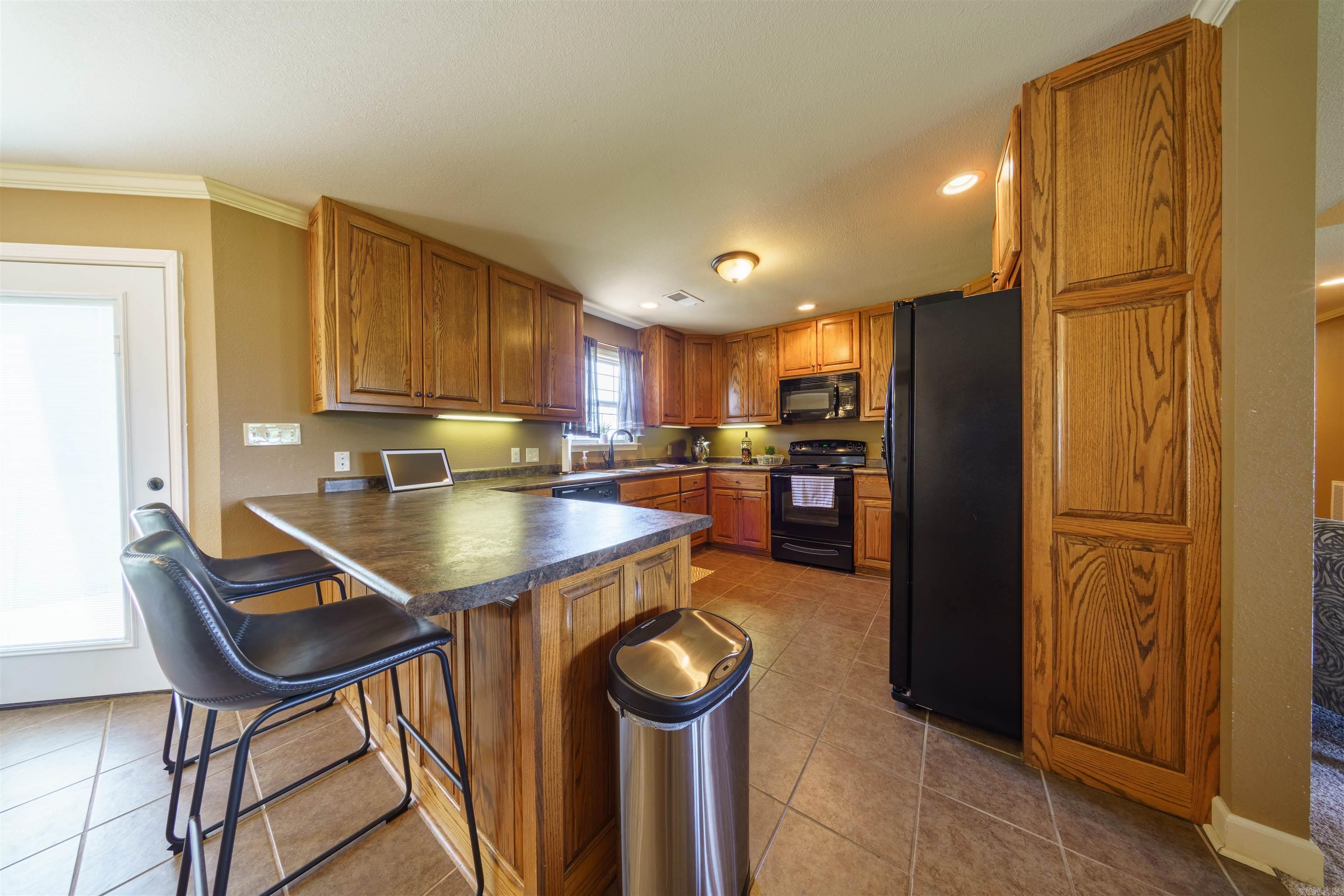 DOUBLE OAK ESTATES - Residential