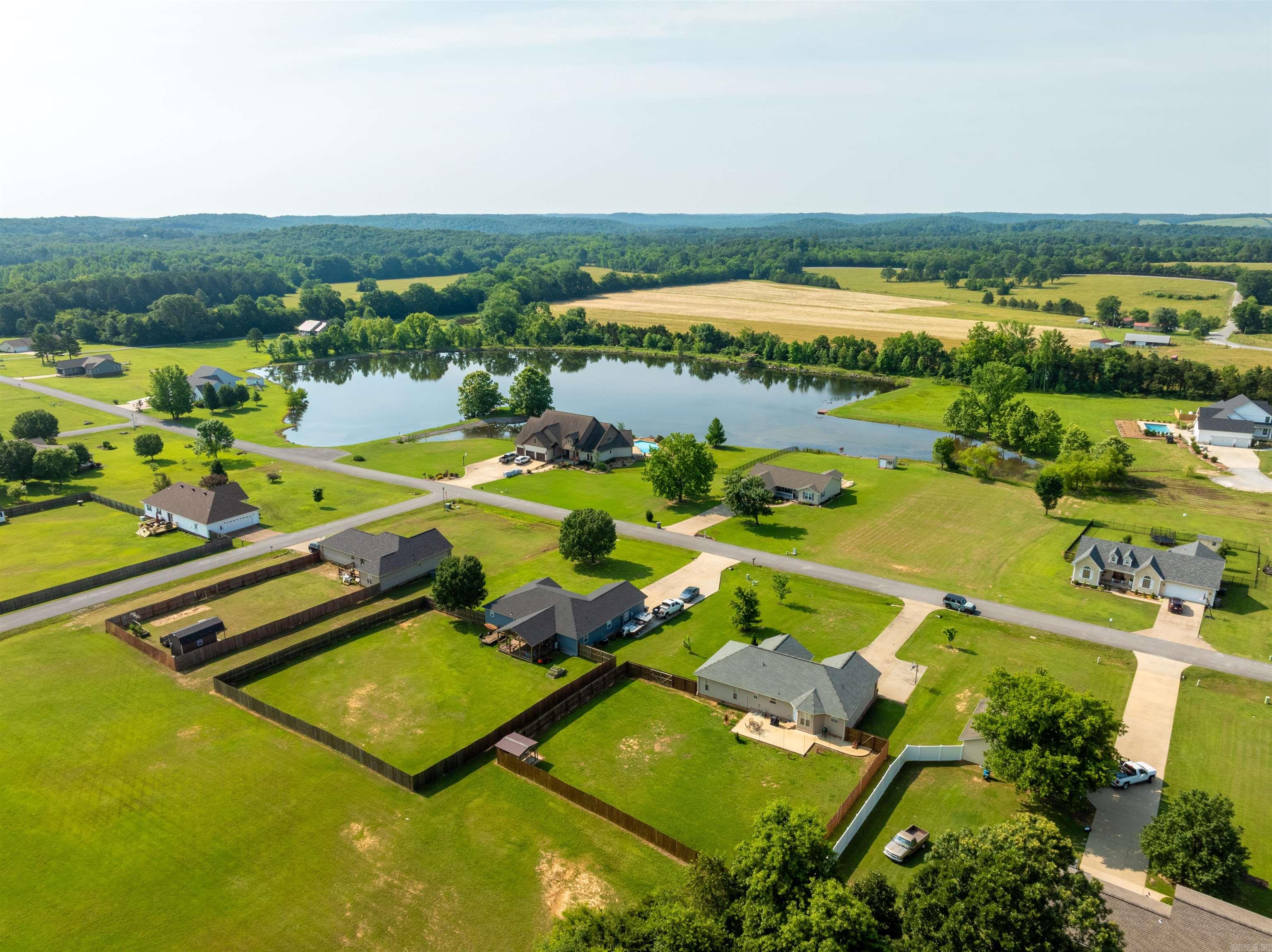 DOUBLE OAK ESTATES - Residential