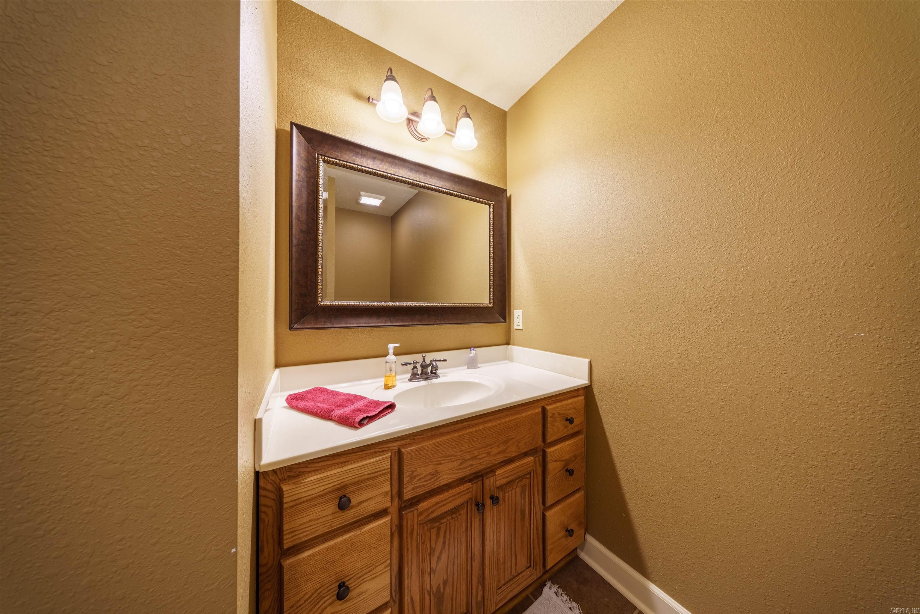 DOUBLE OAK ESTATES - Residential