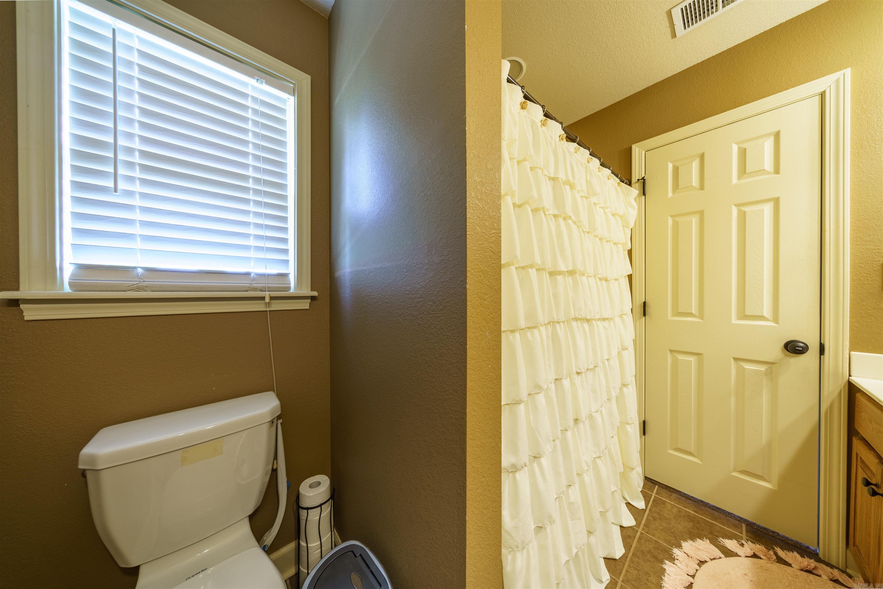 DOUBLE OAK ESTATES - Residential