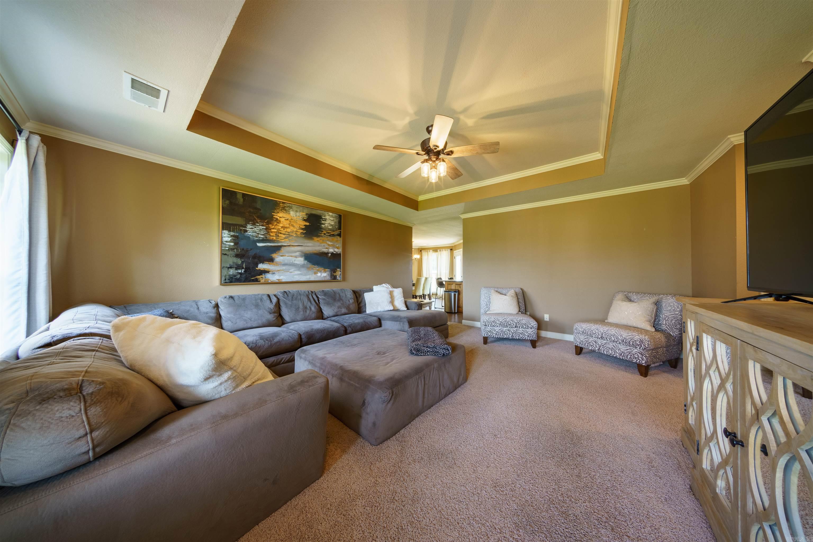 DOUBLE OAK ESTATES - Residential