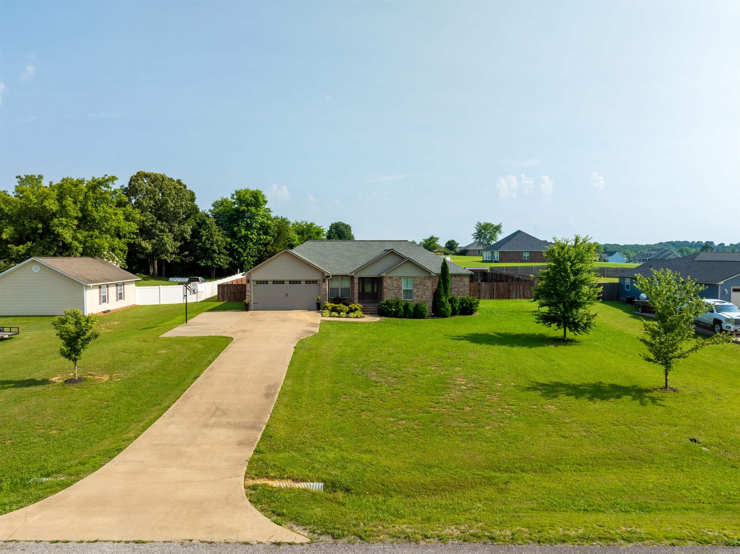 DOUBLE OAK ESTATES - Residential