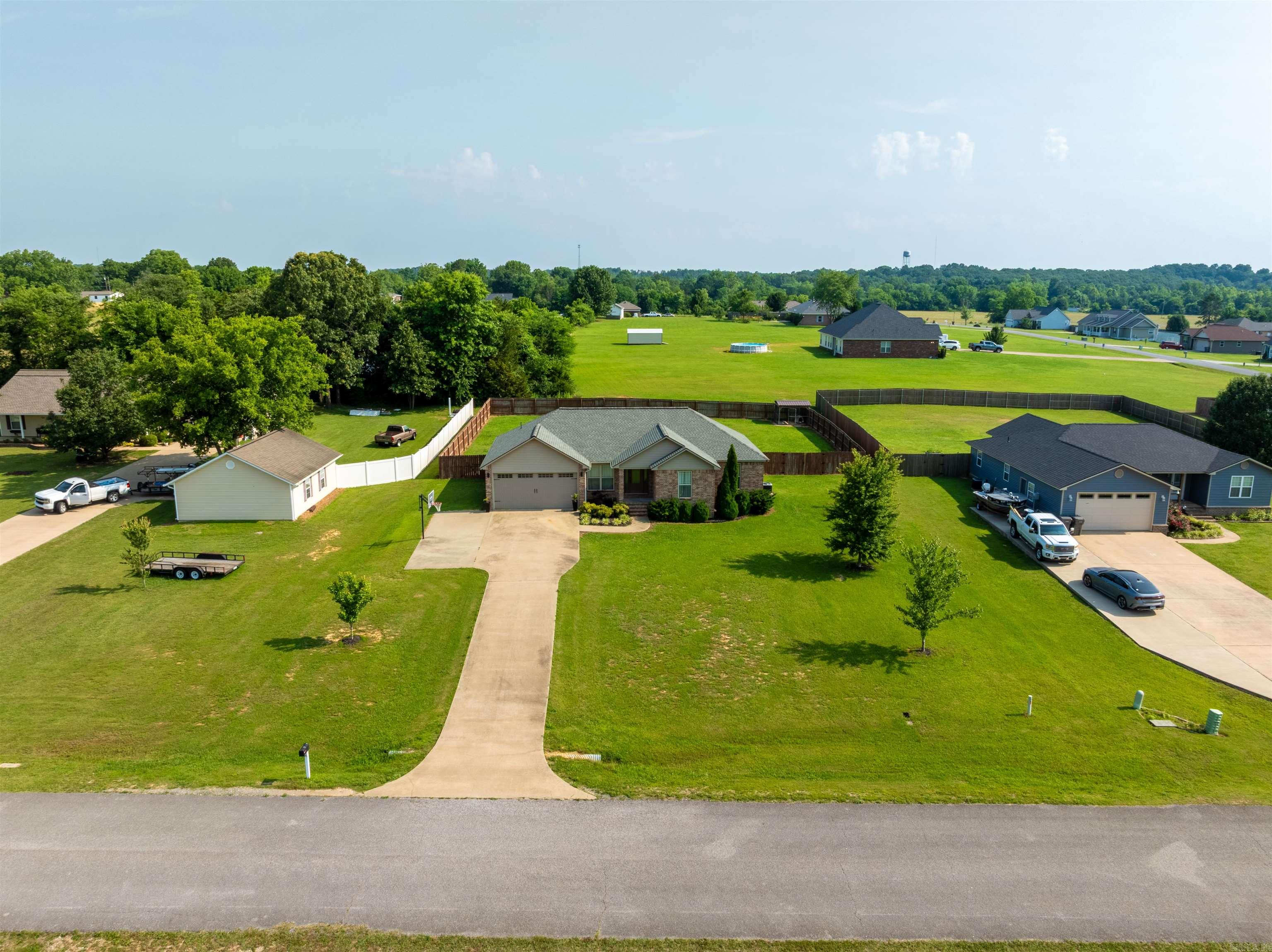 DOUBLE OAK ESTATES - Residential
