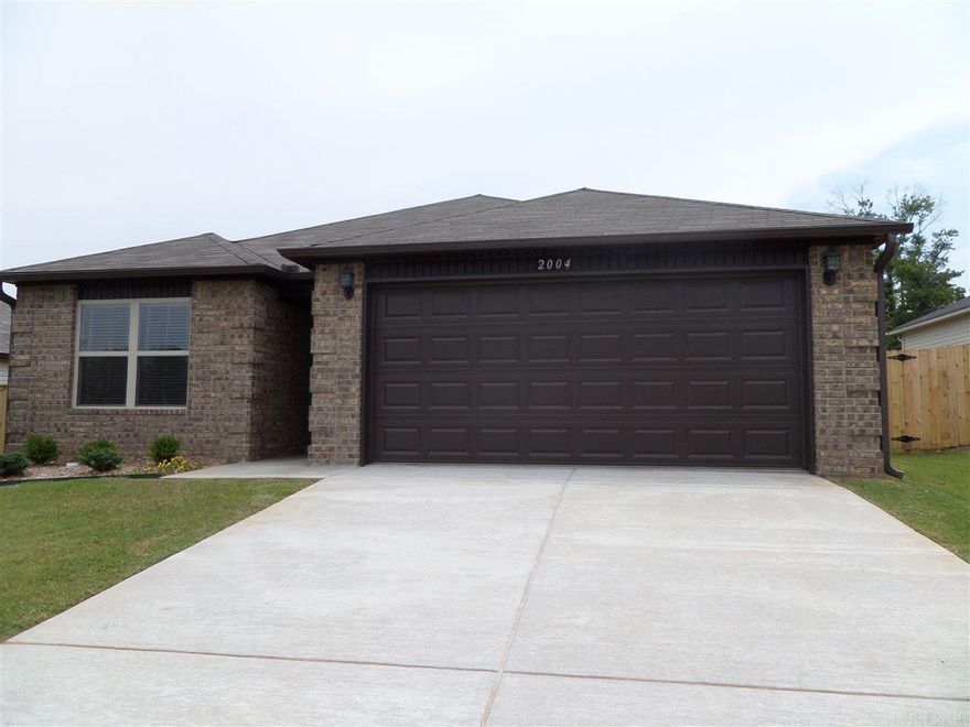 This new 3 Bedroom, 2 Full Baths, 2 Car Garage offers a nice long foyer which leads to the Great Family Room. Kitchen Counter had Granite Great security with knowing the builder provides a 2-10 Warranty. (Carver Plan) Please see showing and agent instructions.