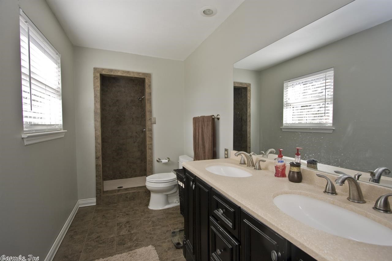 PEBBLE BEACH PARK - Residential