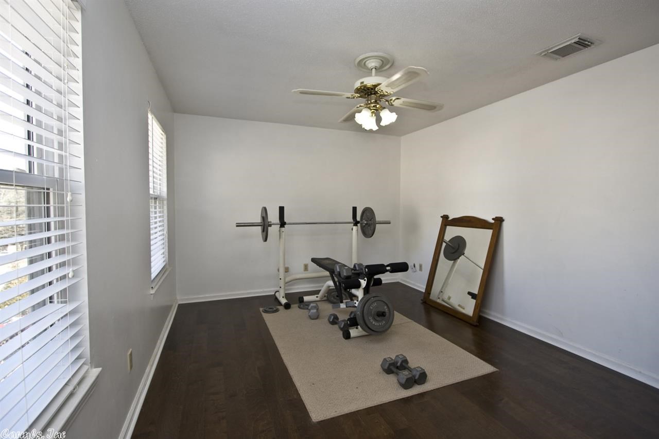 PEBBLE BEACH PARK - Residential