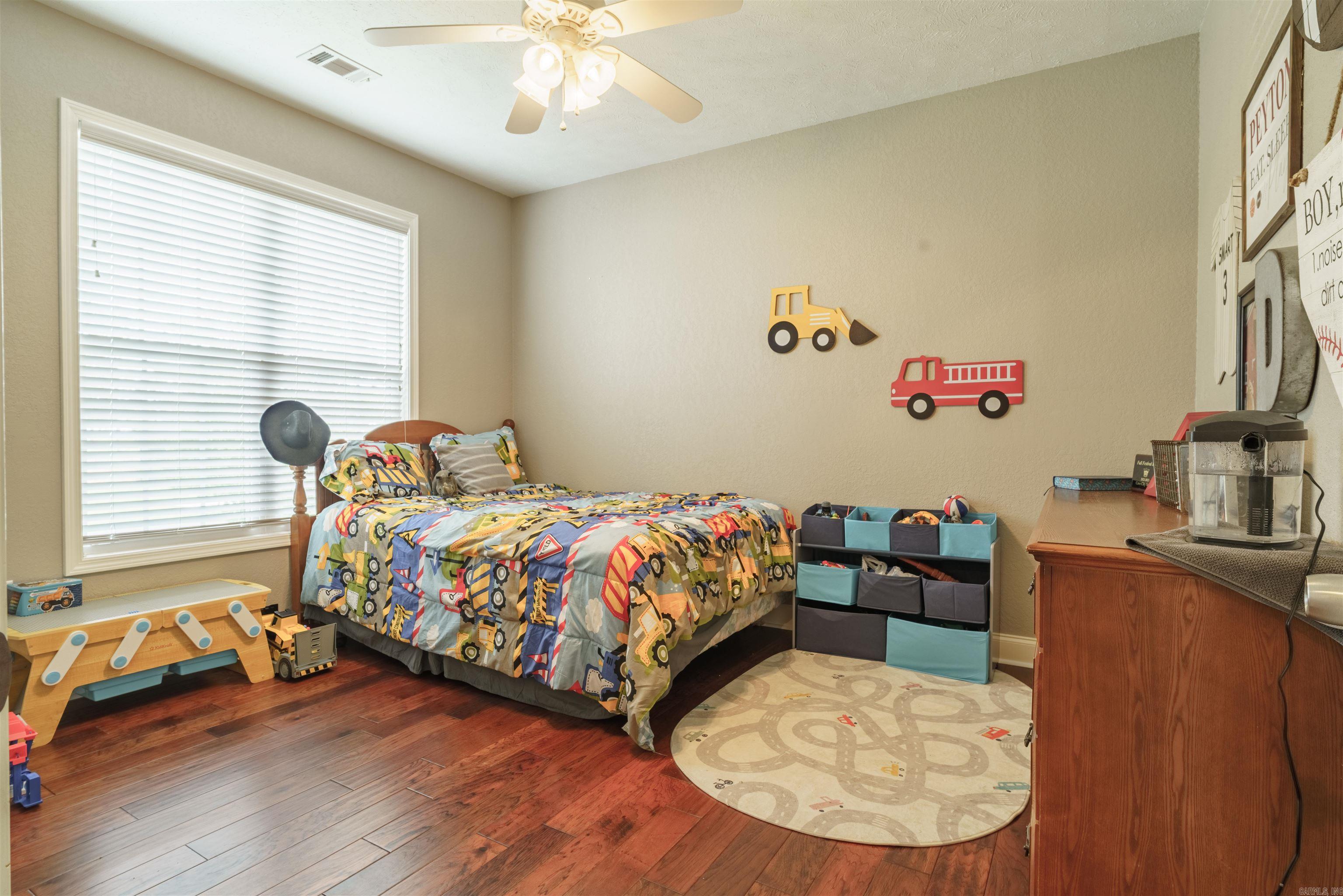 DOUBLE OAK ESTATES - Residential