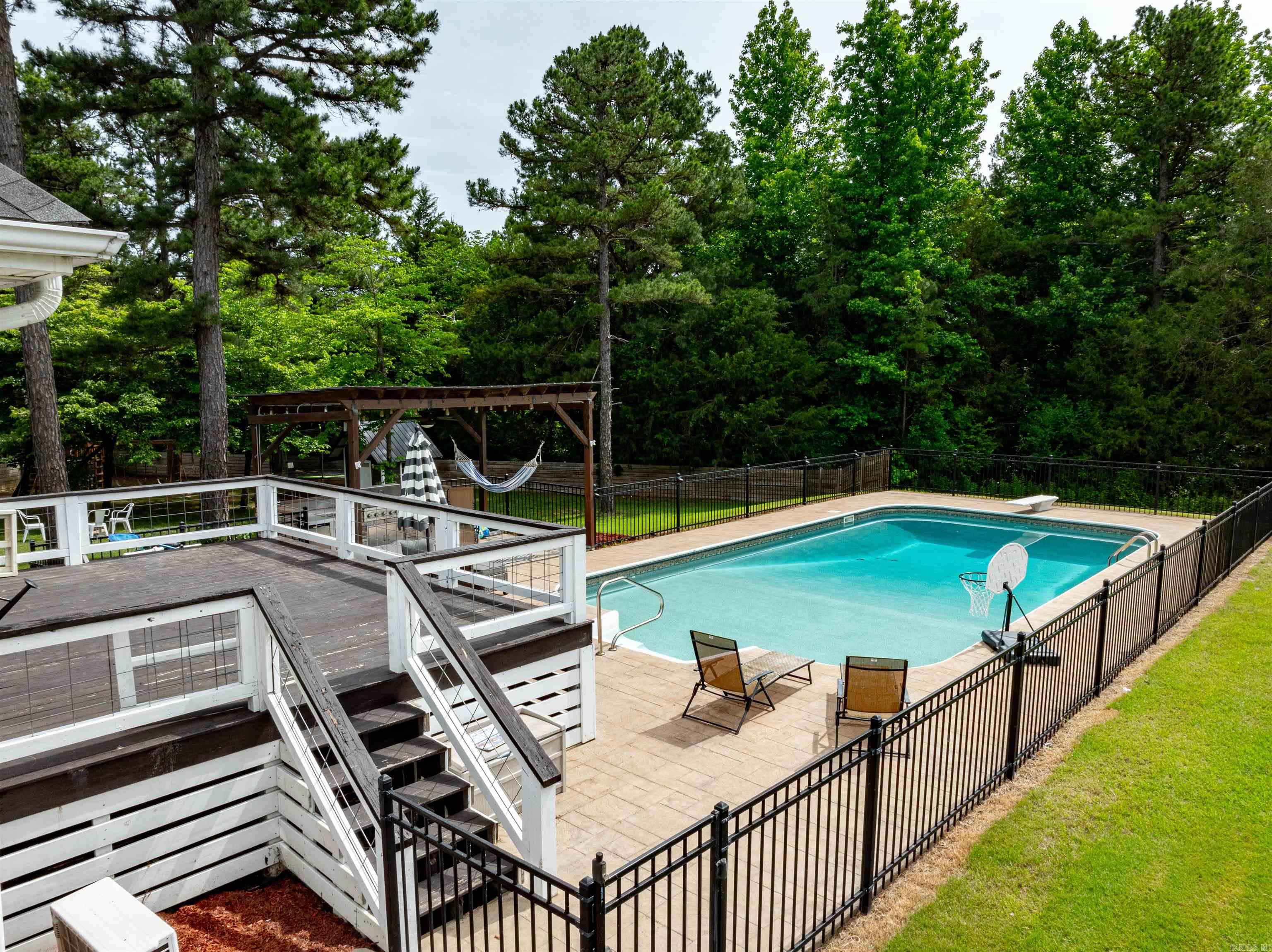 DOUBLE OAK ESTATES - Residential